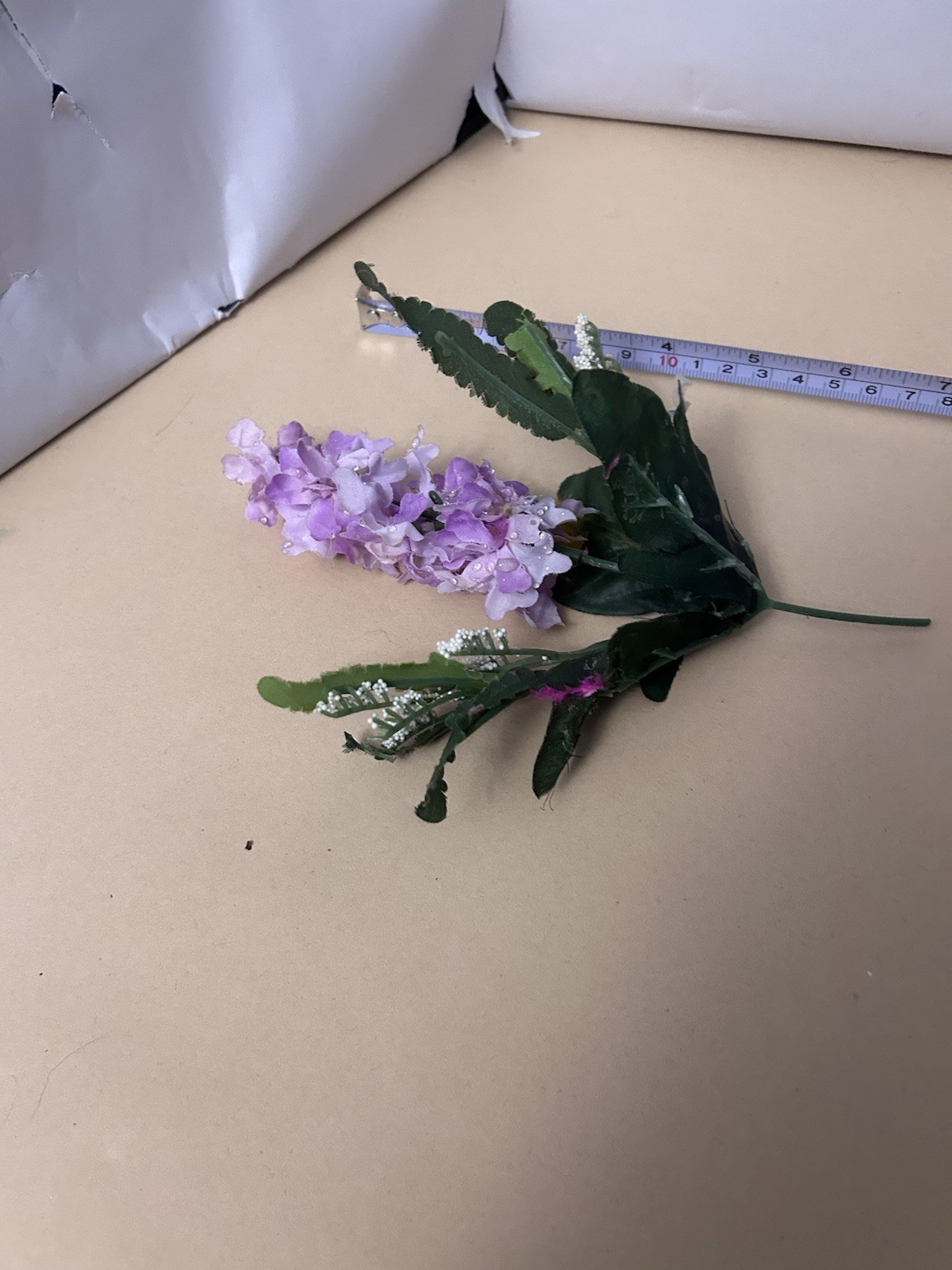 VTG purple plastic/cloth fake flowers