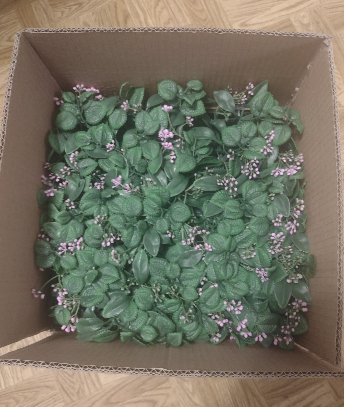 Artificial Flowering Hedge Panels 8pcs 10″X10″ Foliage Hedge Wall Mat for Fence