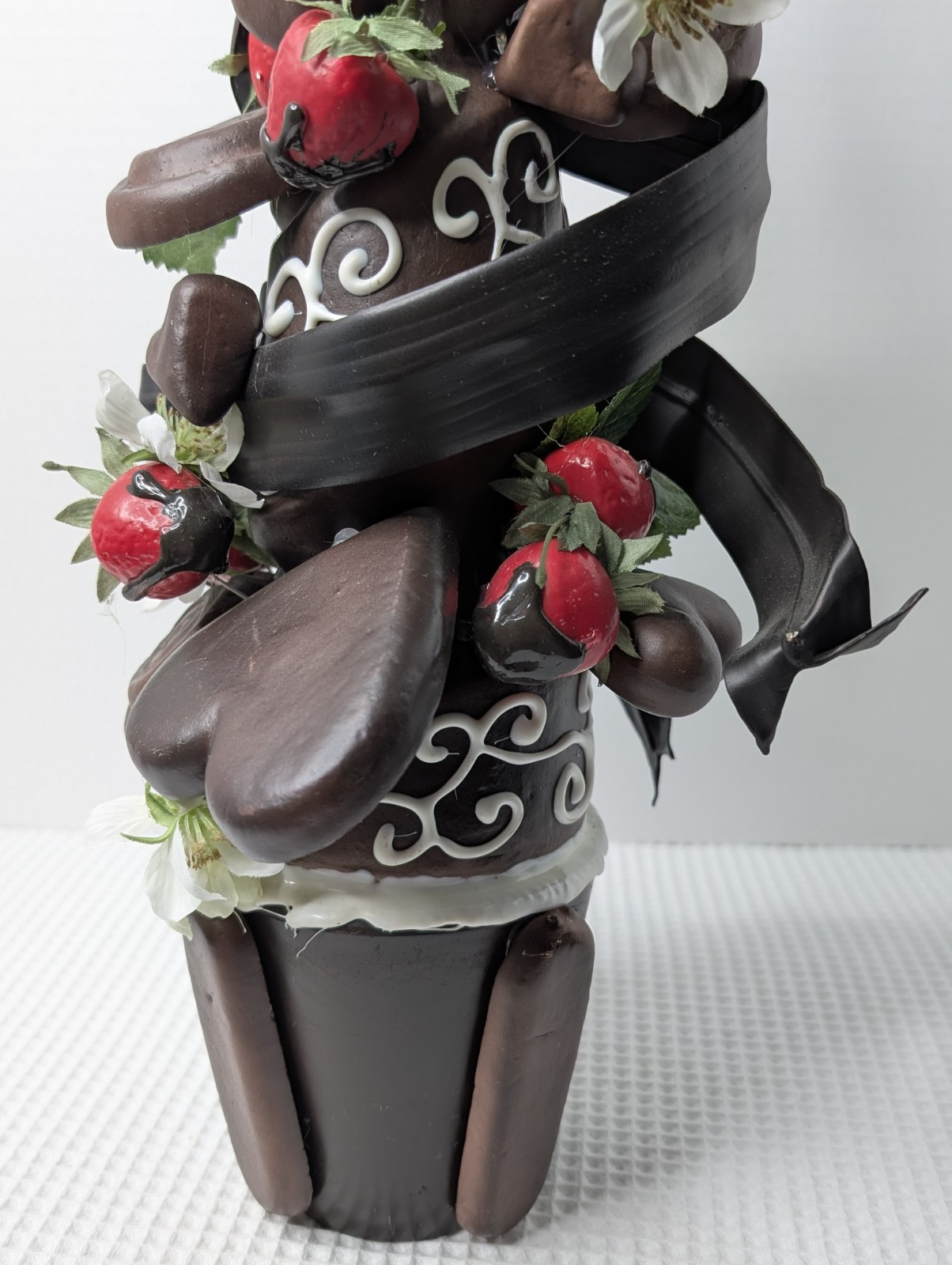 Vintage Chocolate Tree Plant Floral Christmas Holiday Faux Hearts Strawberries