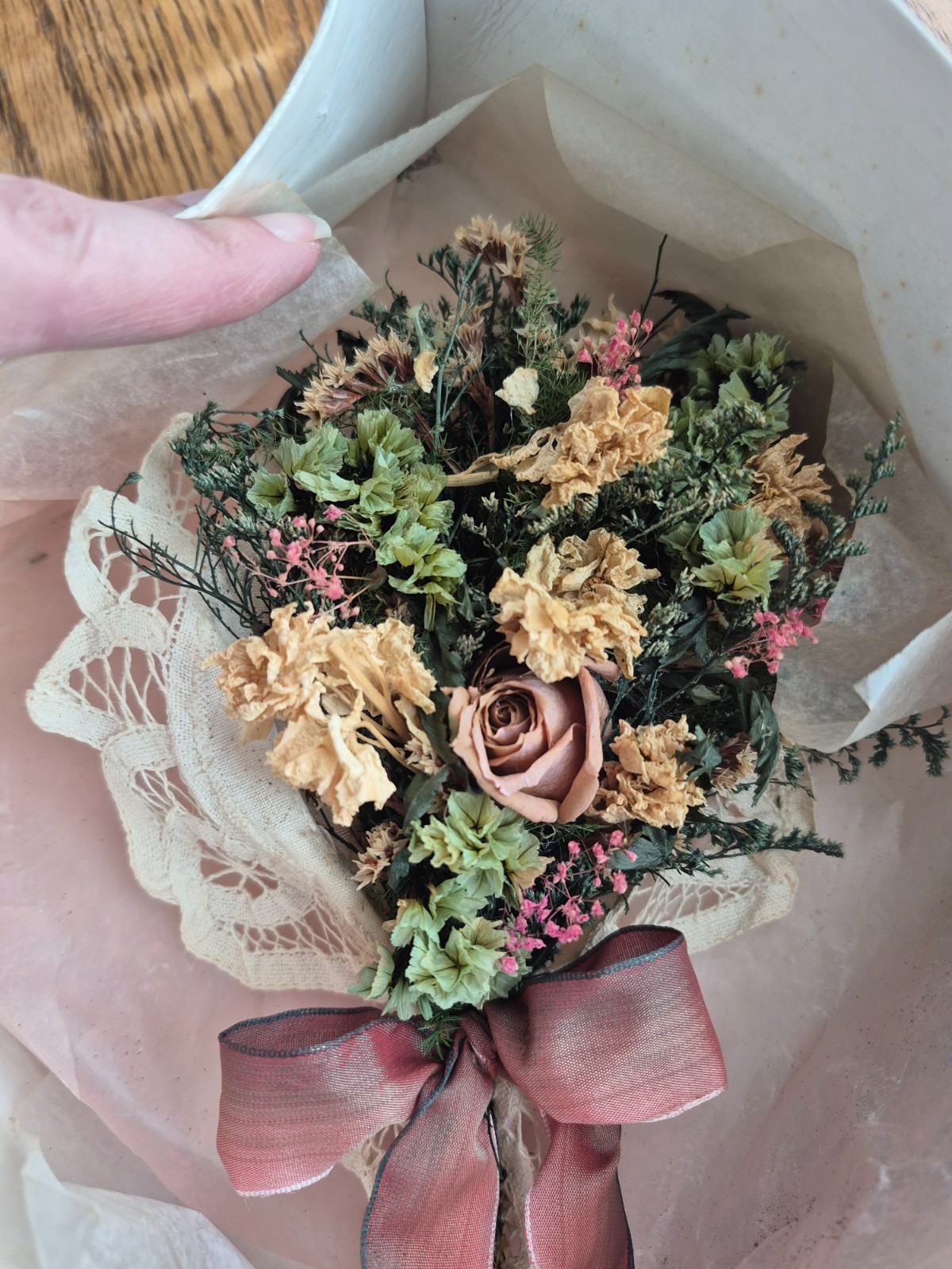 New in Box Vintage Deadstock Small Dried Preserved Flower Bouquet Wall Decor Rom