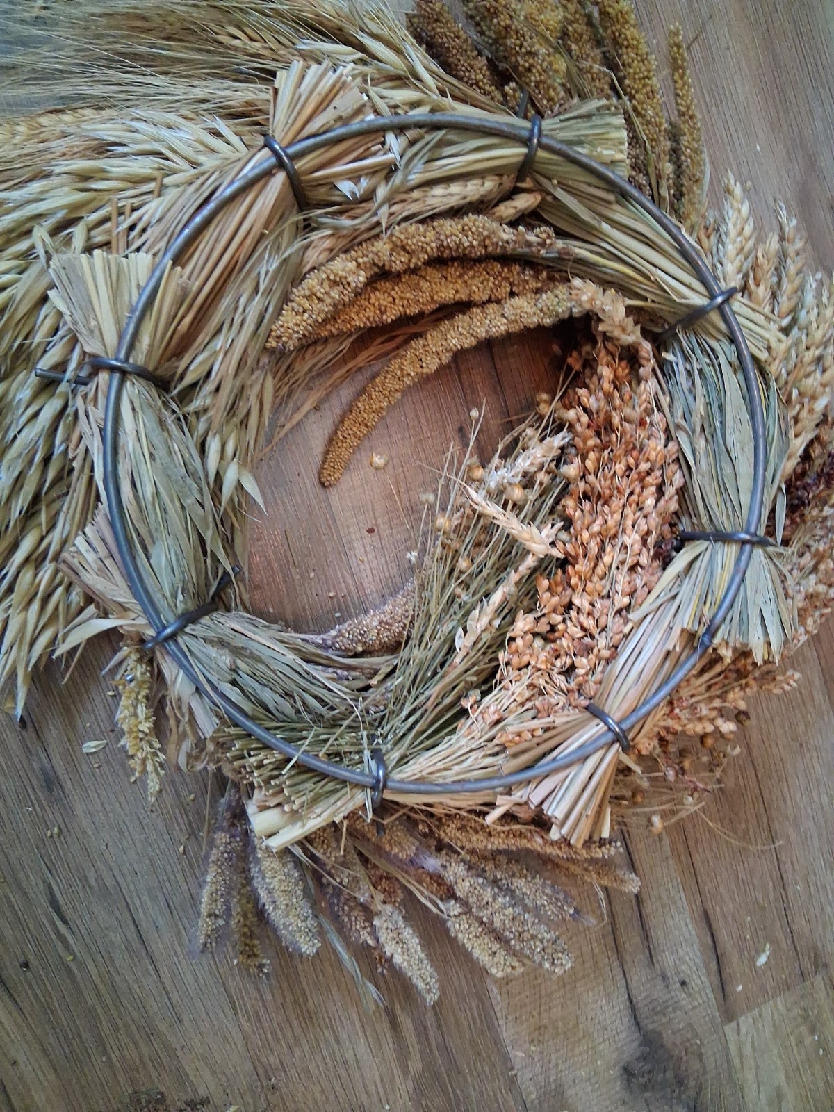 Natural Dried Flower/Wheat Wreath 15″ – Wall Or Door Decor And Wheat Stalks