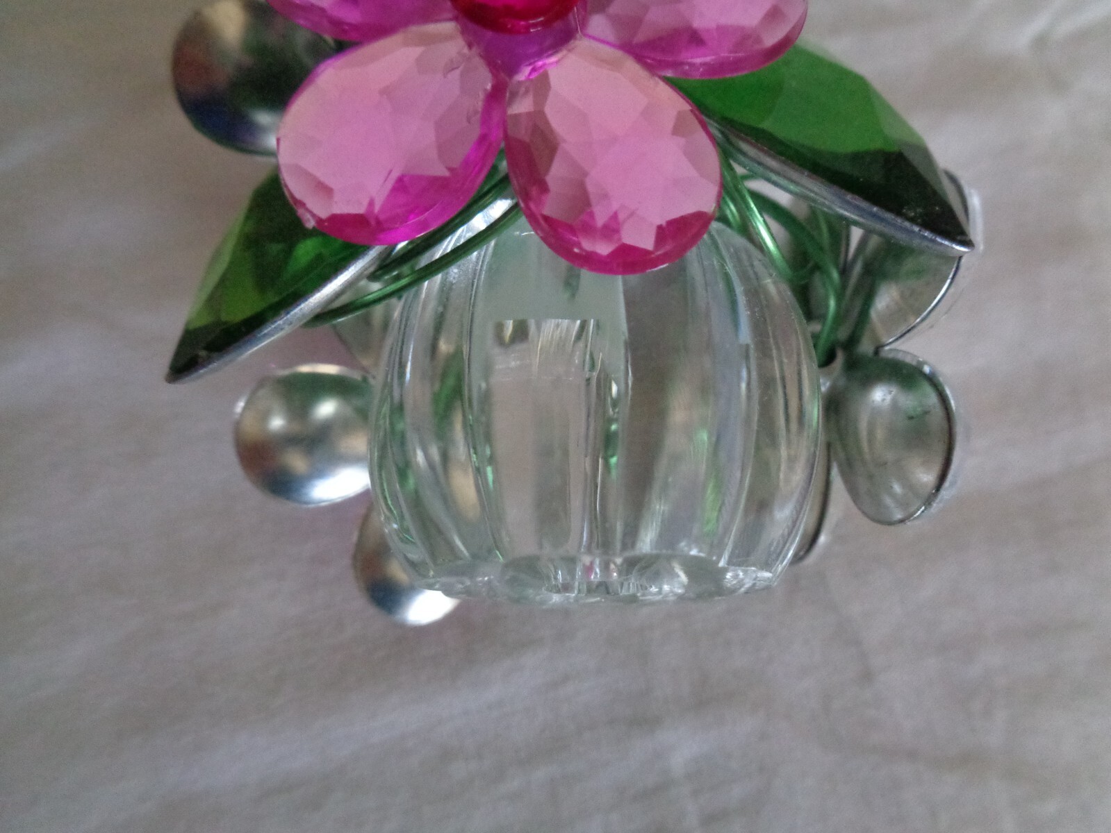 Plastic Daisy Decoration (#6245)