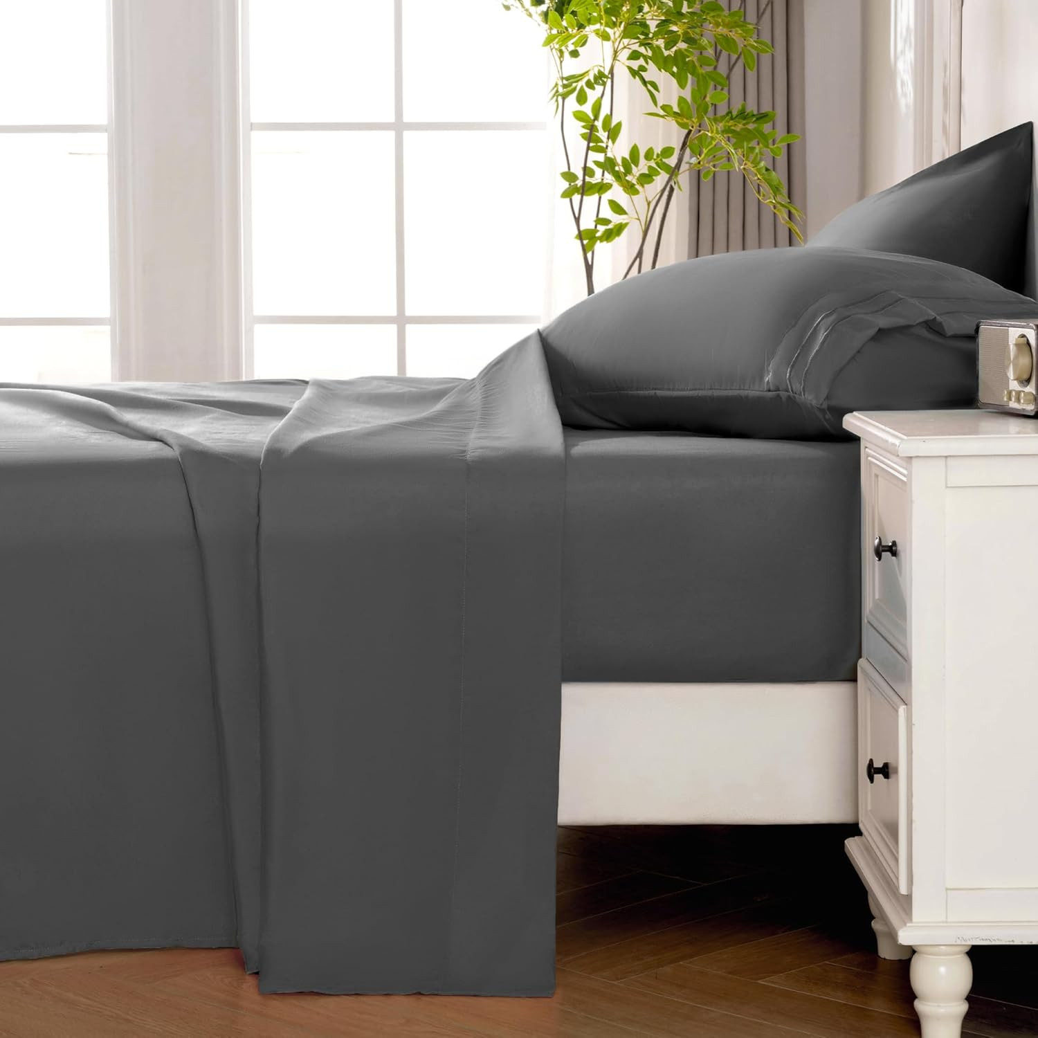 Dark Grey Queen Sheet Set, 4 Pieces Soft Bedding Queen Sheet Set, Breathable and