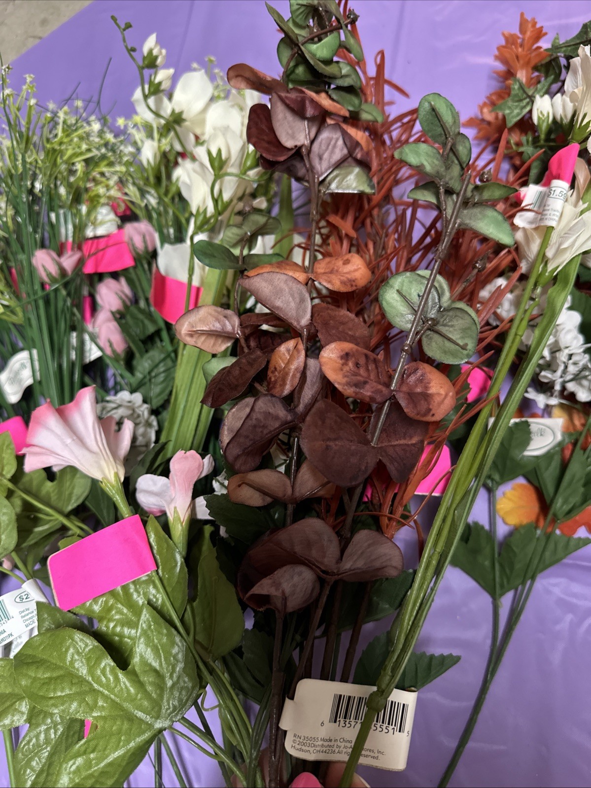 #A11 Lot 1 artificial flowers and leaves for decorations 3+ lbs