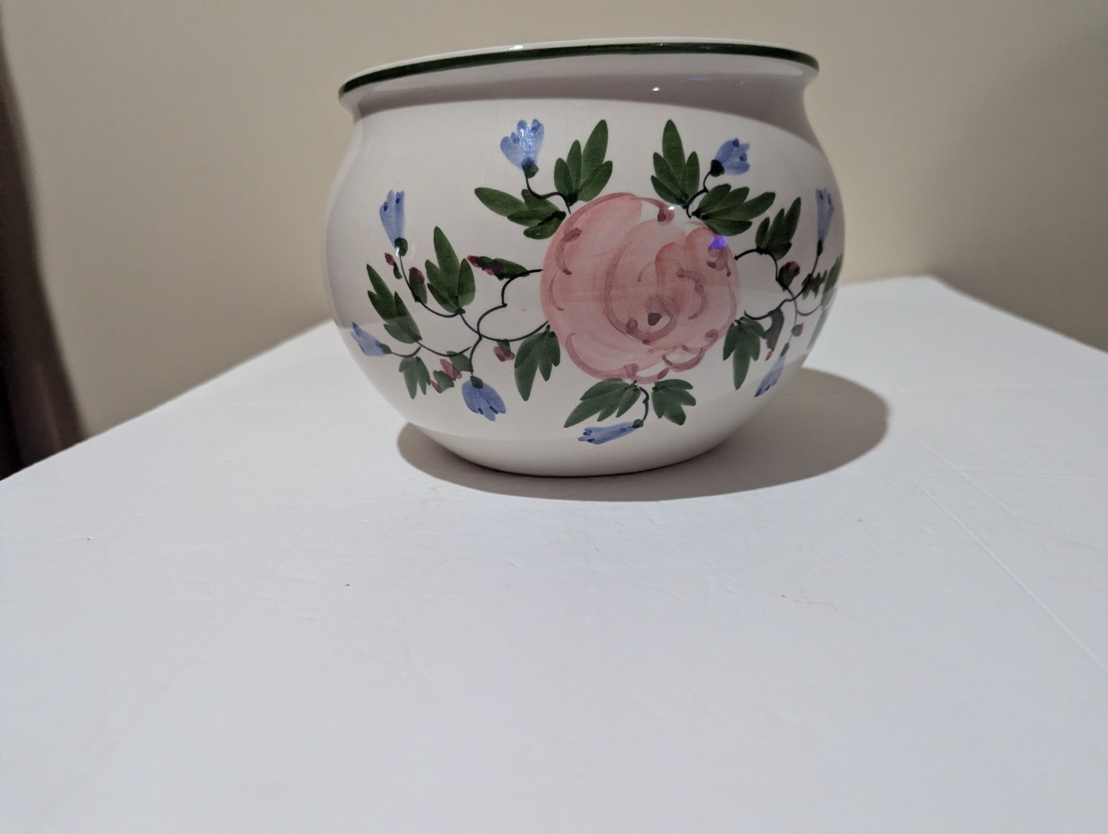Hand-Painted Floral Ceramic Pot – Off White & Pink Rose 5H X 7W