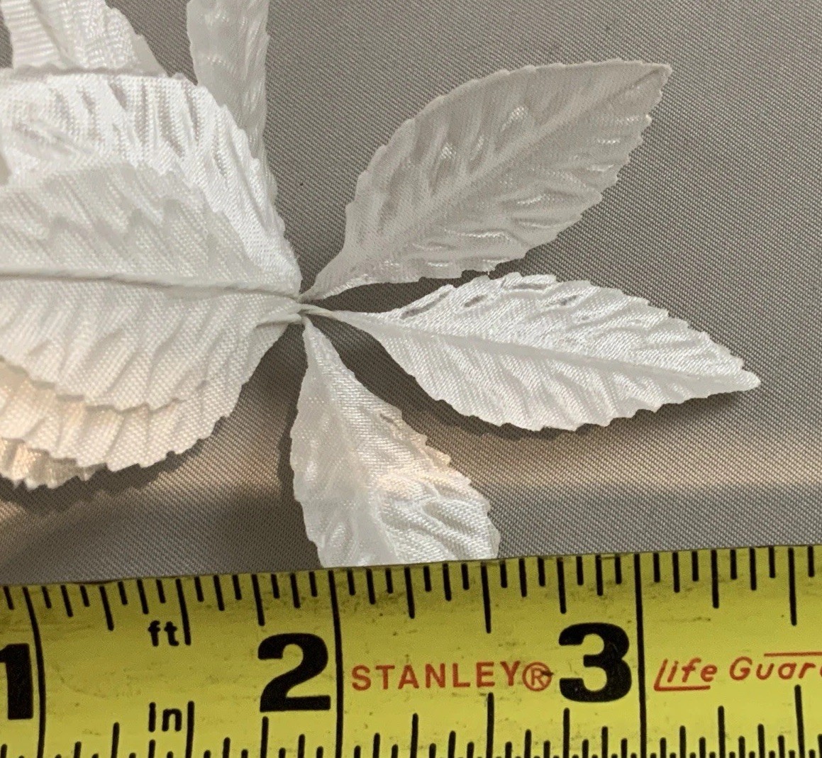 12 pks White Silk Floral Wired Leaf Picks Wedding 1 1/2” Wire Leaves Lot Of 100+