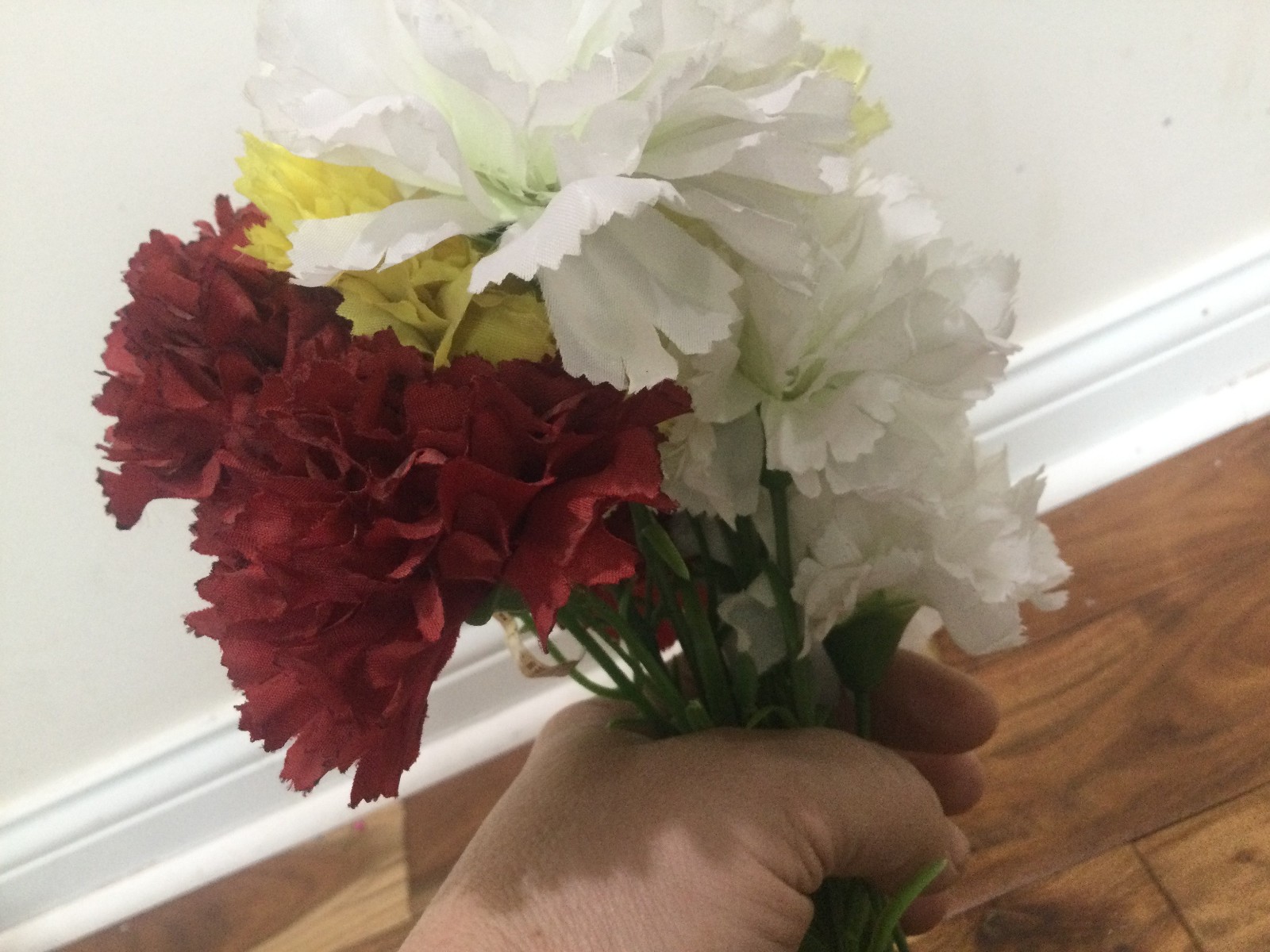 vtg CARNATION Artificial Flowers 8PCS Silk PLASTIC STEM 80’S