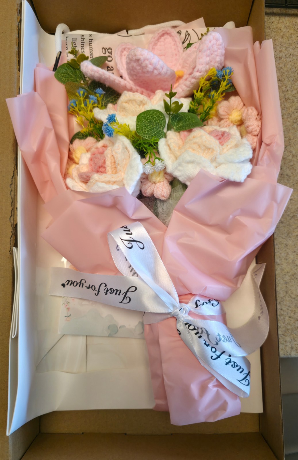 Armscye Pink Crochet Flower Bouquet Handmade Rose Sunflower Daisy New Open Box