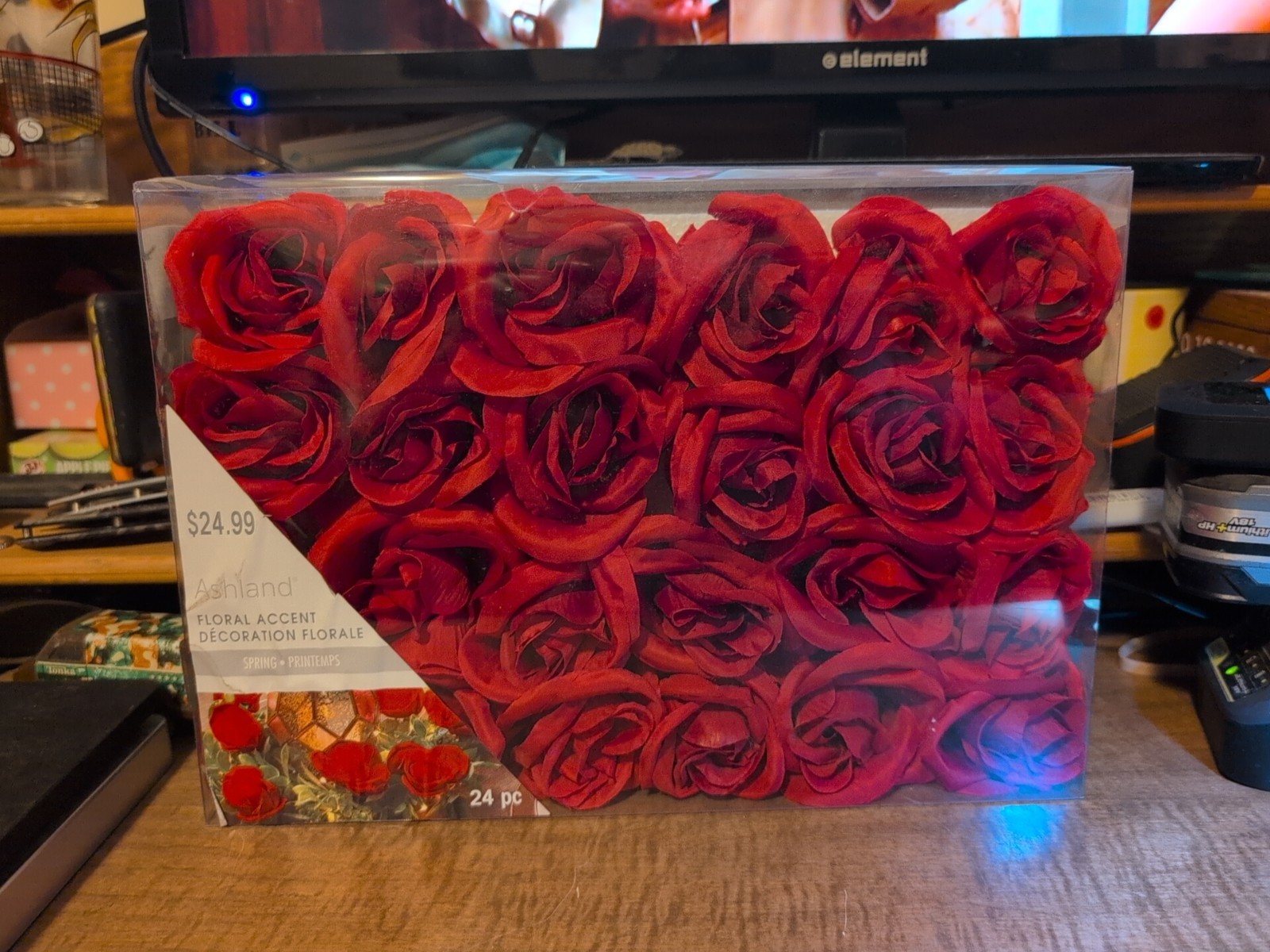 Red Roses with Stem for Home Decor, Wedding Bouquet, Centerpiece, 24pcs 3″, NIP