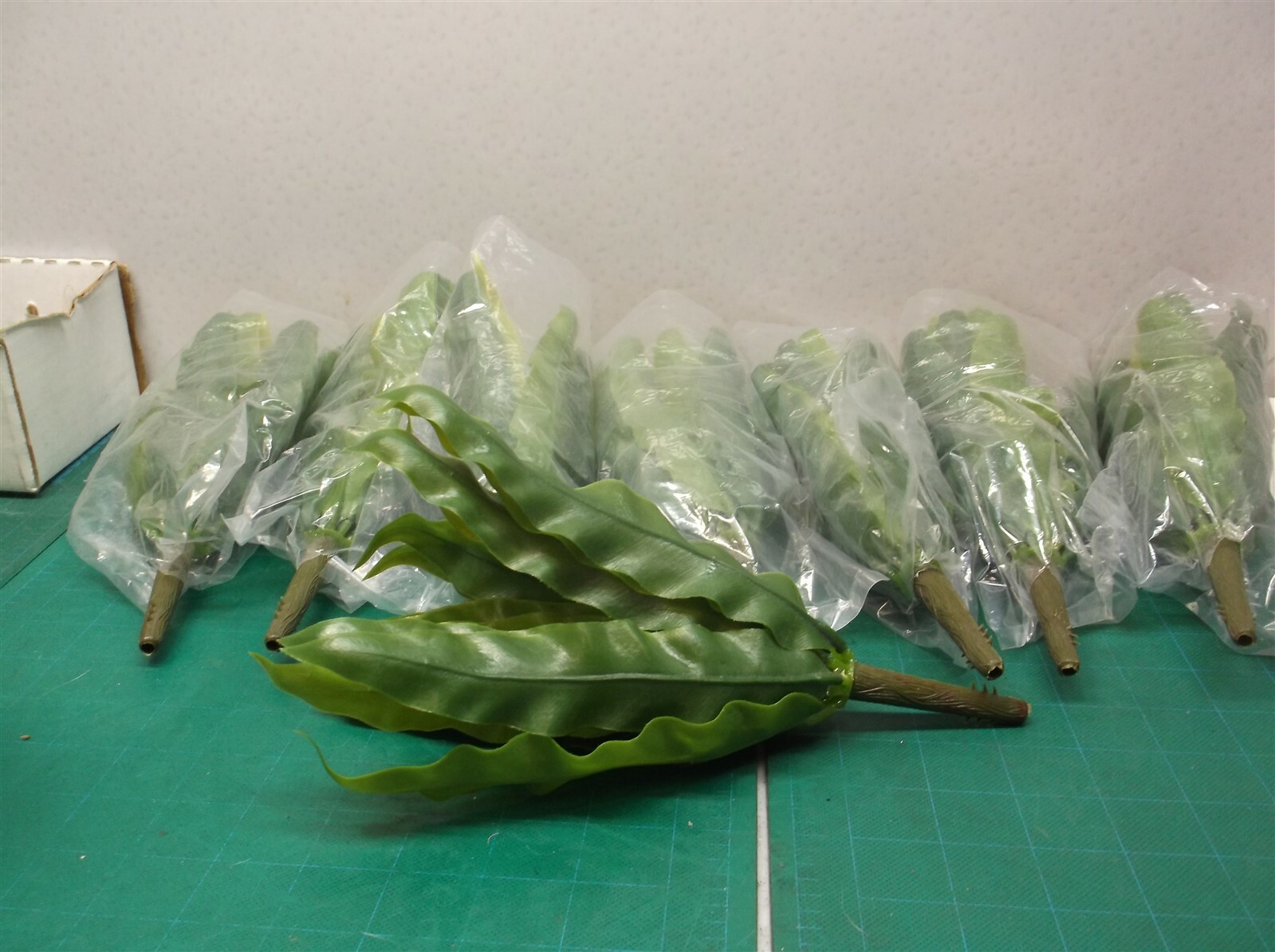 2-8 Piece Sets Indoor 9 in. Birds Nest Fern Artificial Plant