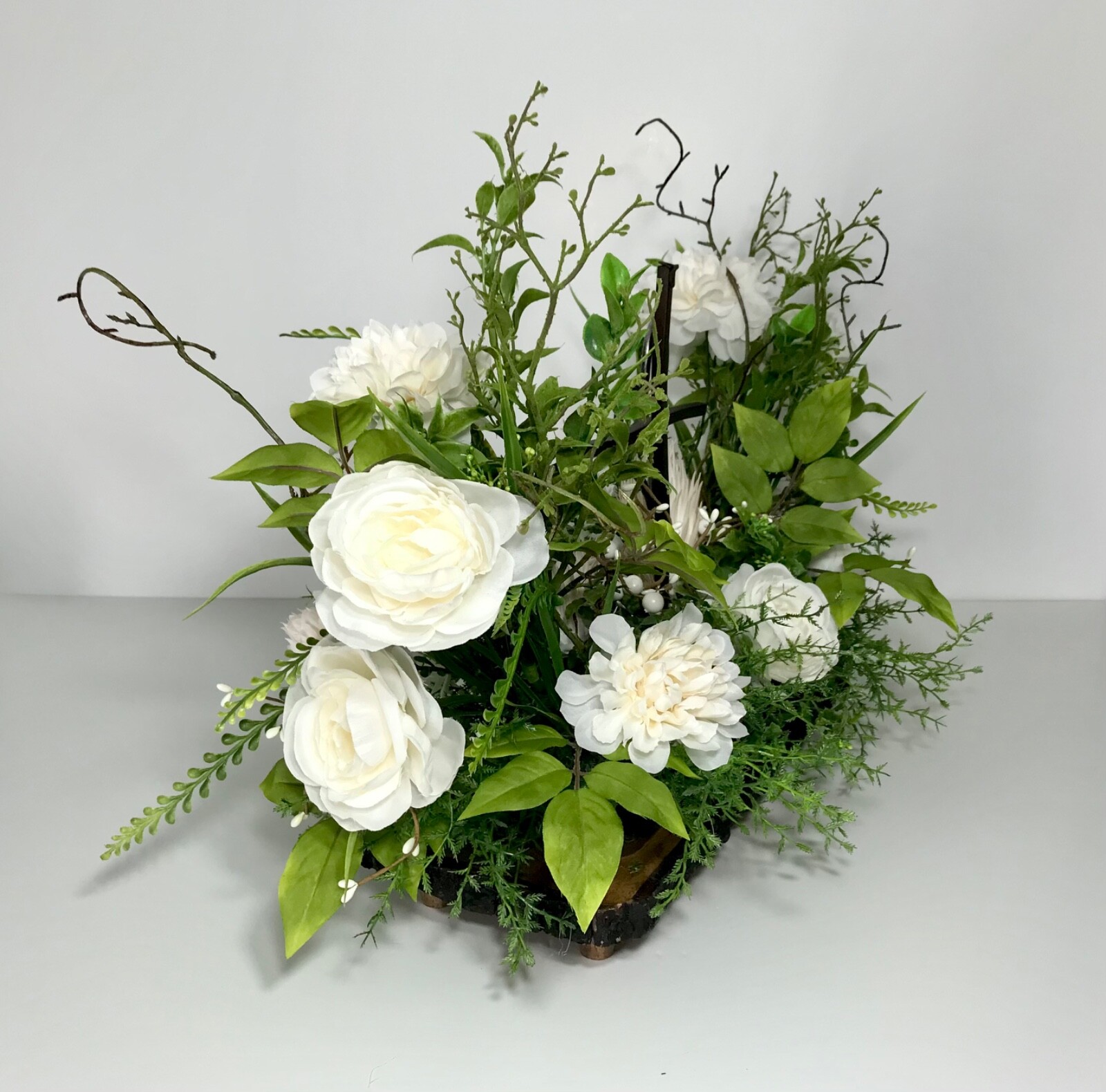 HEART CROSS SYMPATHY LARGE EVERYDAY CHRISTIAN CENTERPIECE FLORAL ARRANGEMENT NEW