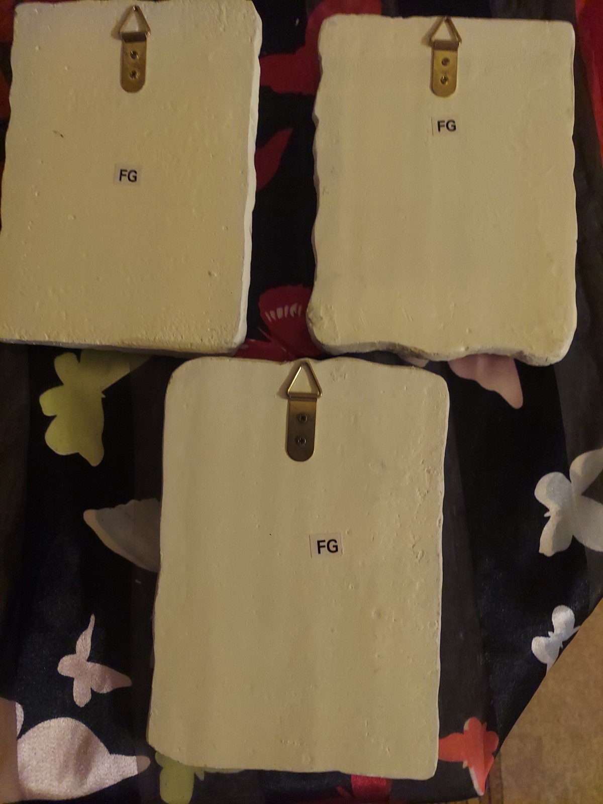 Excellent Condition Flower Raised Wall Decor 3 Pieces