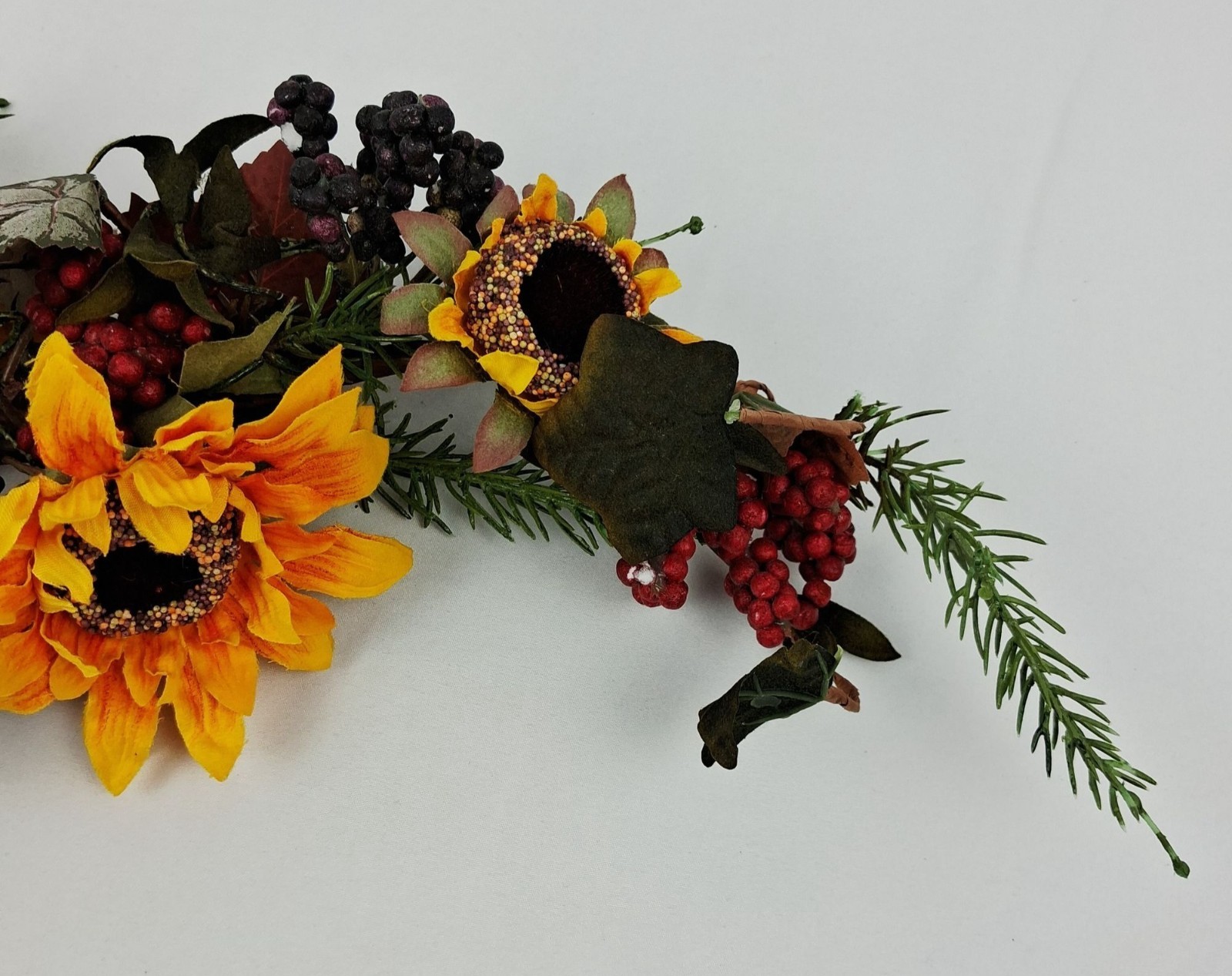 VTG Sunflower Fall Vine Swag Candle Ring Mixed Berries & Greenery Autumn Home De
