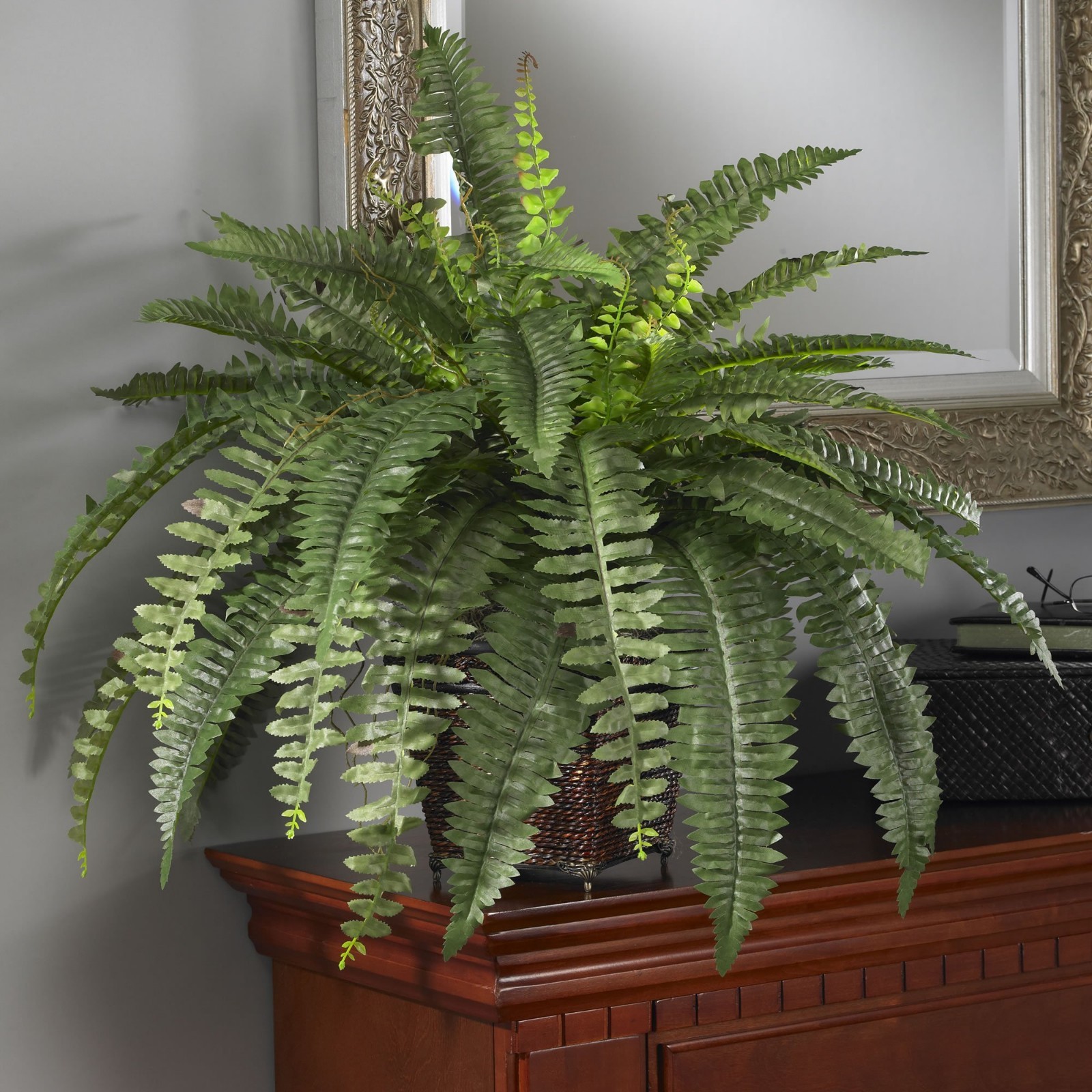 Lifelike Boston Fern in Wicker Basket – Realistic Artificial Plant Decor