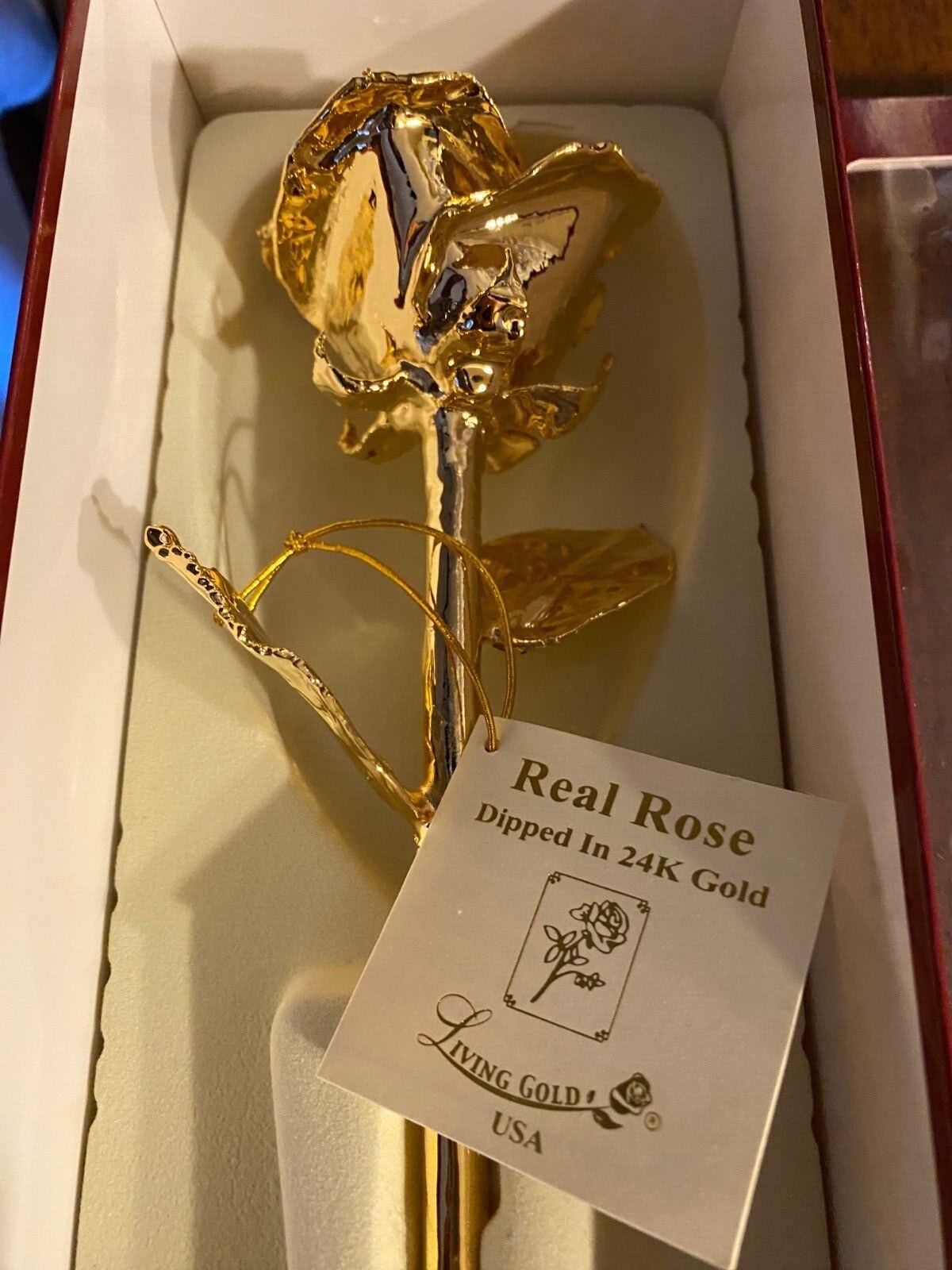 (New) Living Gold Co. USA Real Rose Dipped in 24K Gold w/ Cert of Authentication