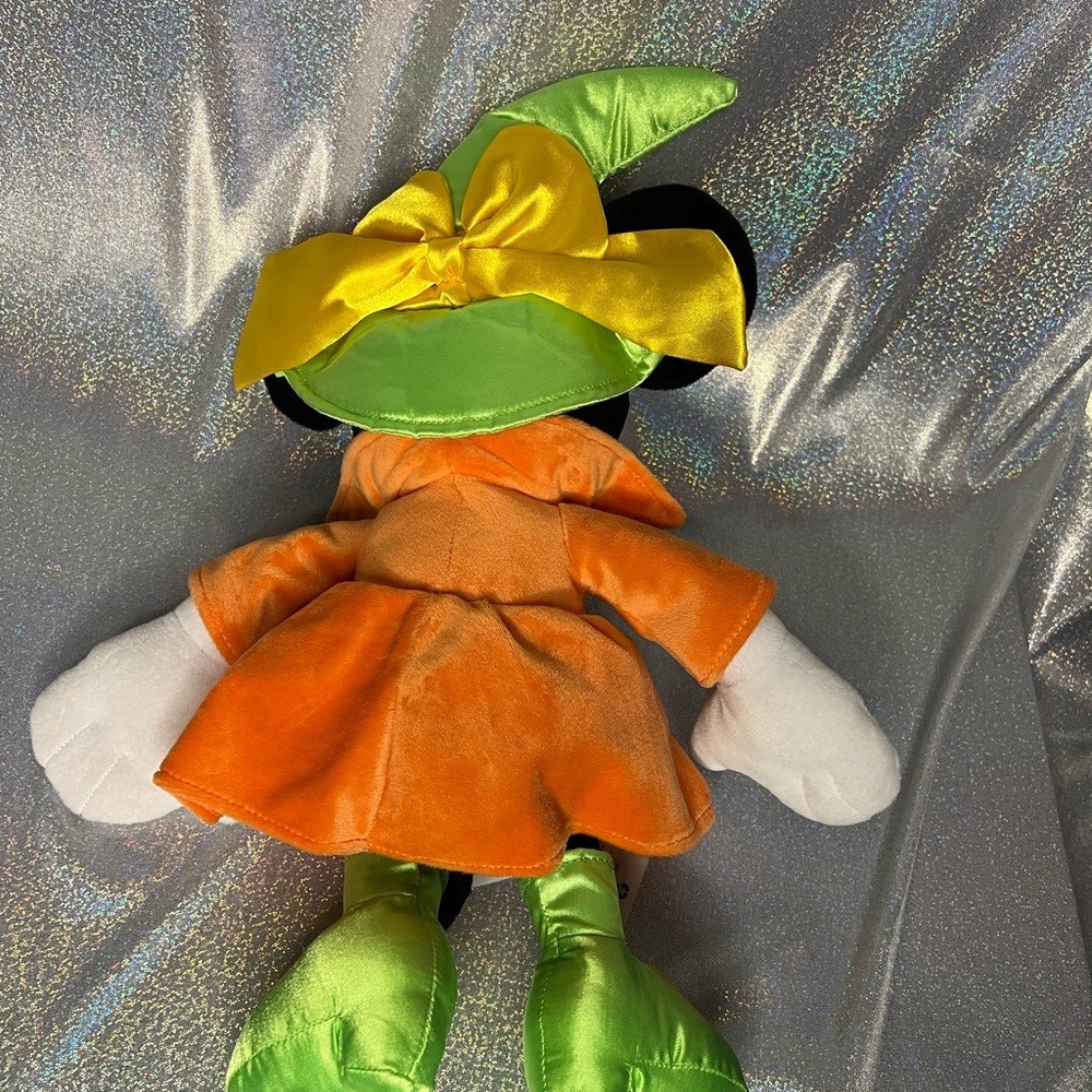 Halloween Minnie Mouse Witch 16″ Collectable Plush Stuffed Toy Disney Store 🎃