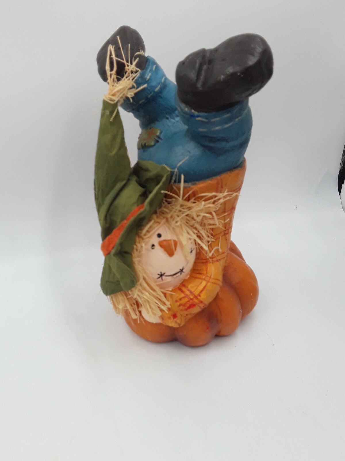 Scarecrow Figurine Thanksgiving Halloween Autumn Fall Decoration Resin 8in tall
