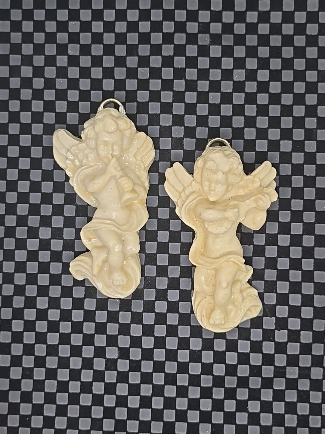 SET OF 2 WALL HANGING HOME DECOR Angels Cherubs. New With A Vintage Look MINT!