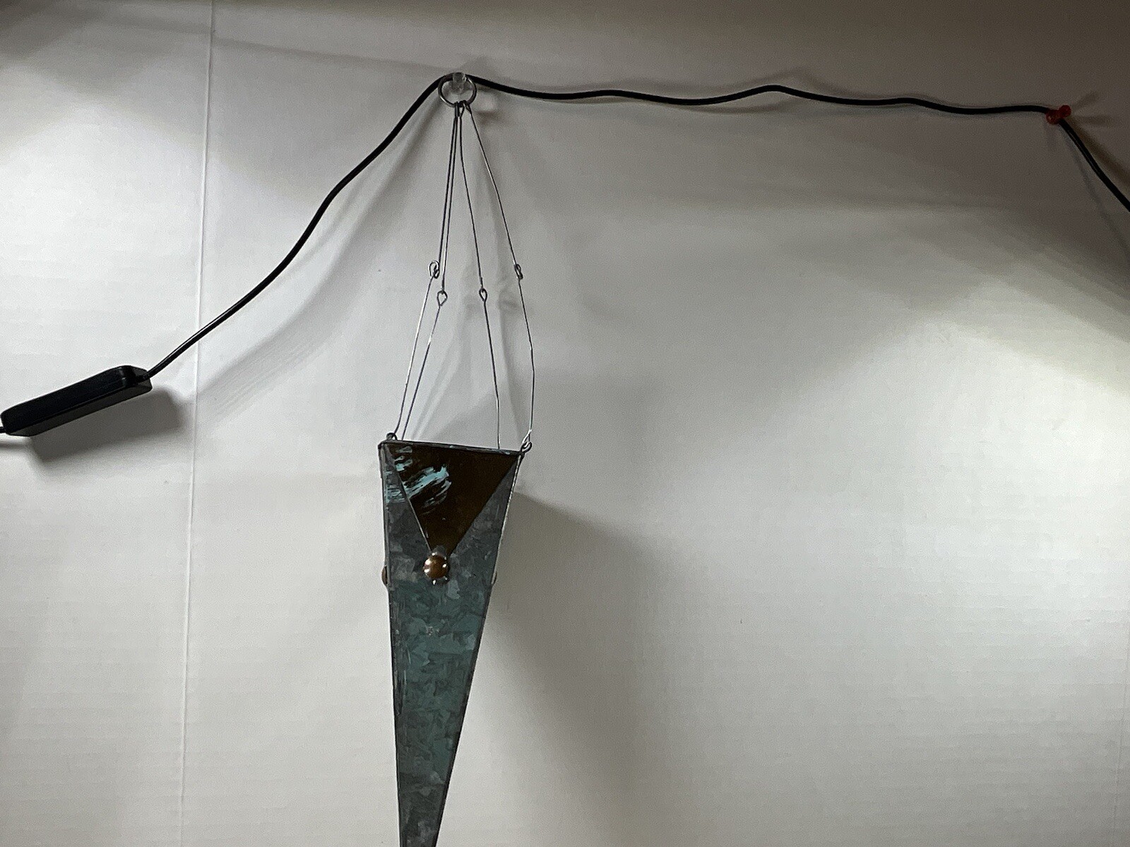 Hanging Planter Triangle Air Succulent Flower Container Metal & Wood Cross