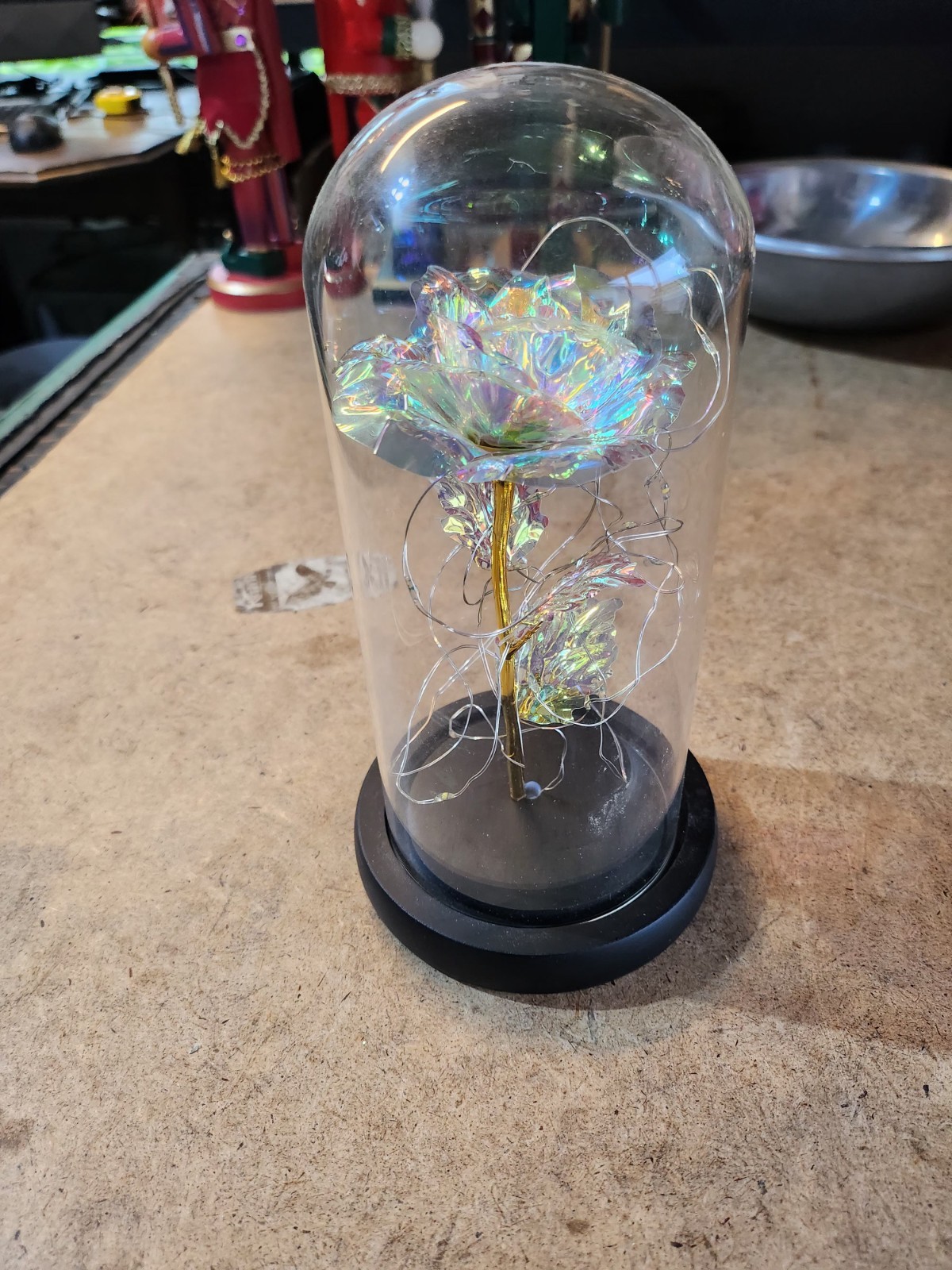 Lighted Globe Rose Flowers Wooden Base Display 8.5″ x 4.5″ (RH 8-1)