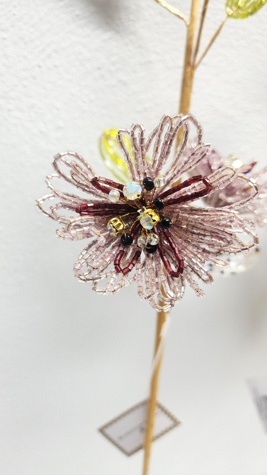 Mackenzie Child 4 Glass Beaded Mauve Flower Stems NWT (1 STEM FLAW – SEE PIC)