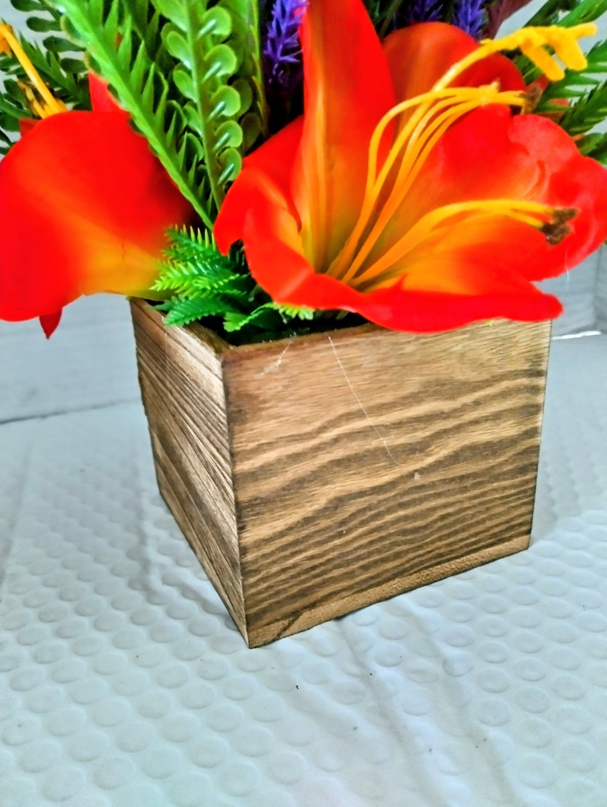 Tropical table centerpiece. Silk flower arrangements RED