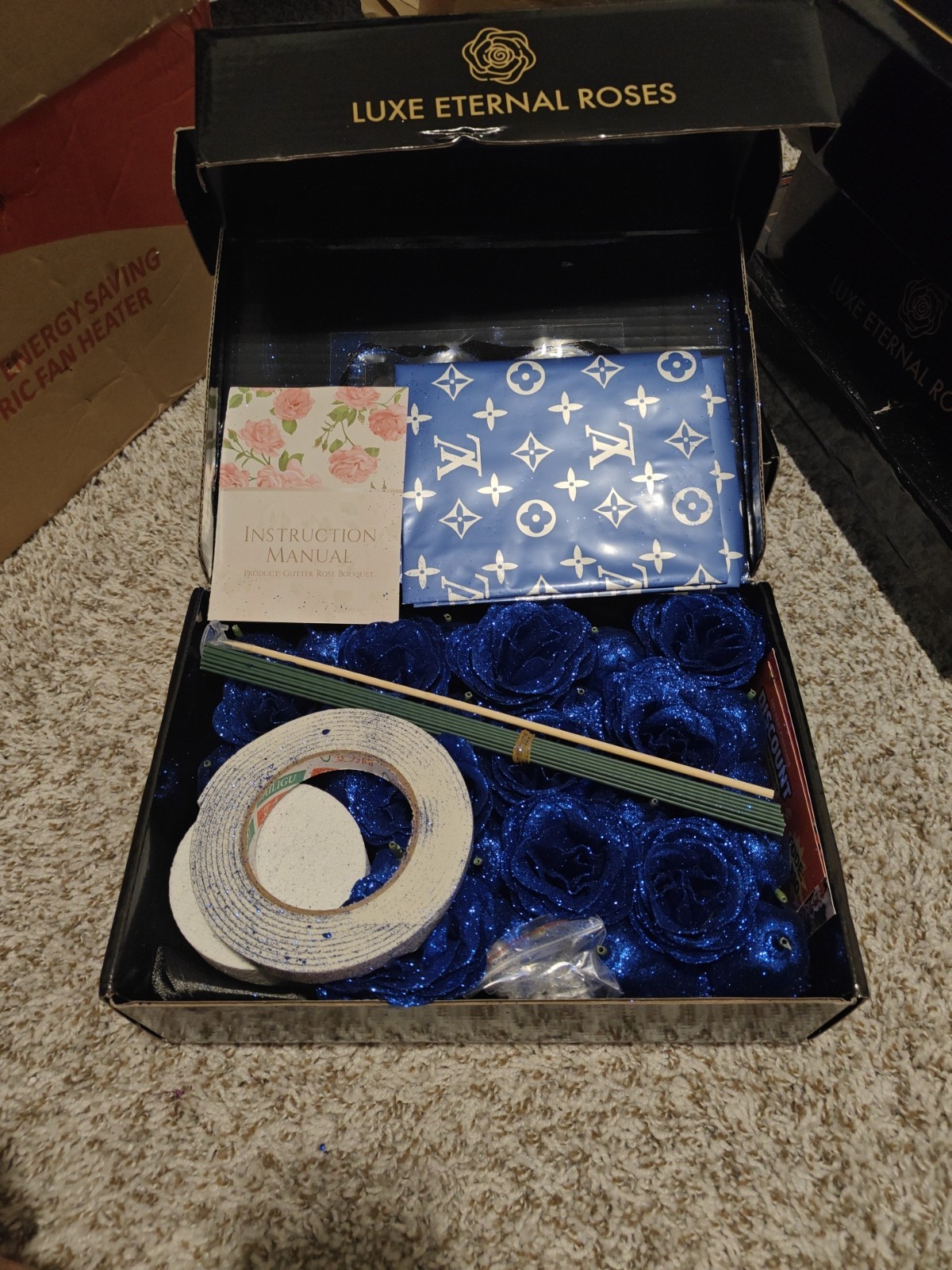Luxe Eternal blue Roses Set