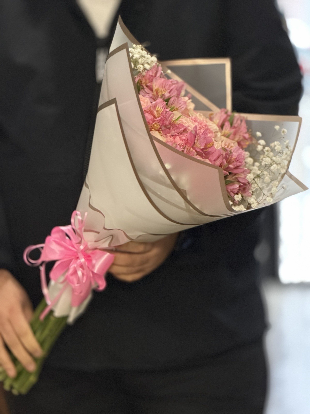 Fresh Rose Flower Bouquet Pink White Green Decorative Wrapping Ribbon