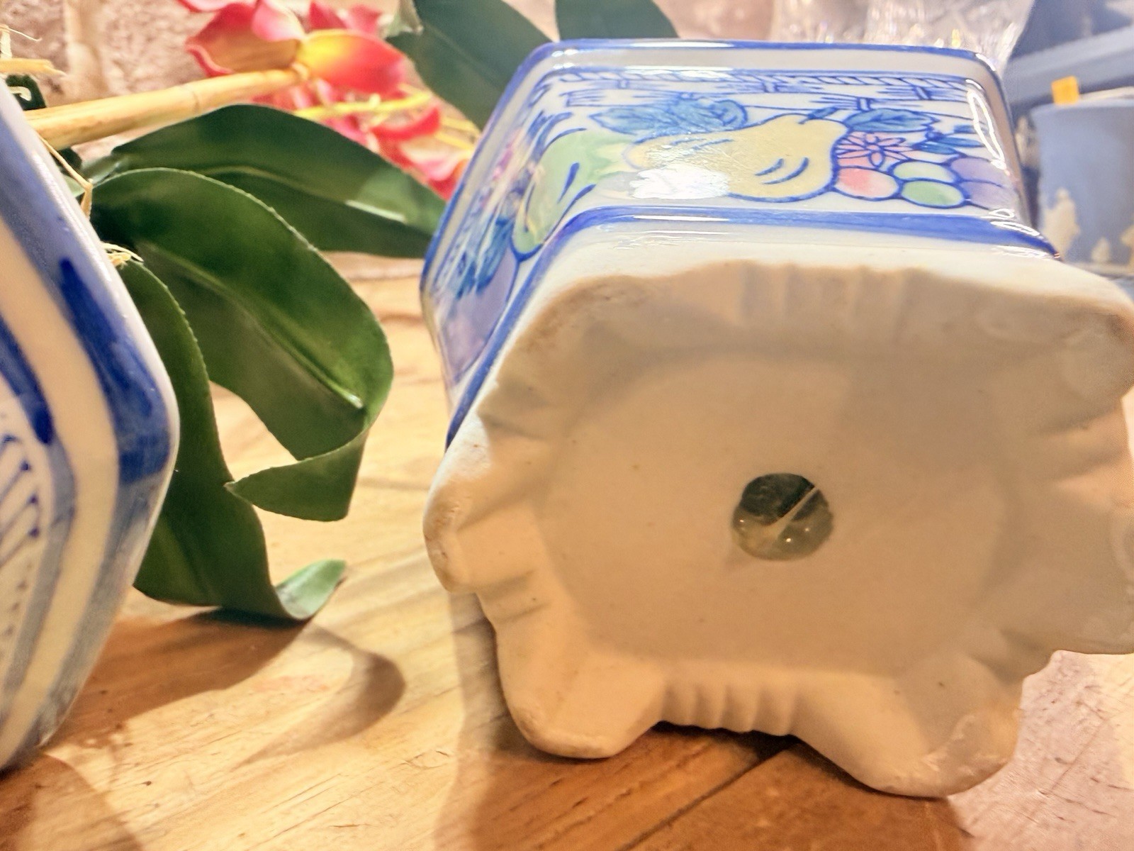 Set Of 2 Vtg Blue White Chinoiserie Ceramic Pot Pink & Yellow Artificial Orchid
