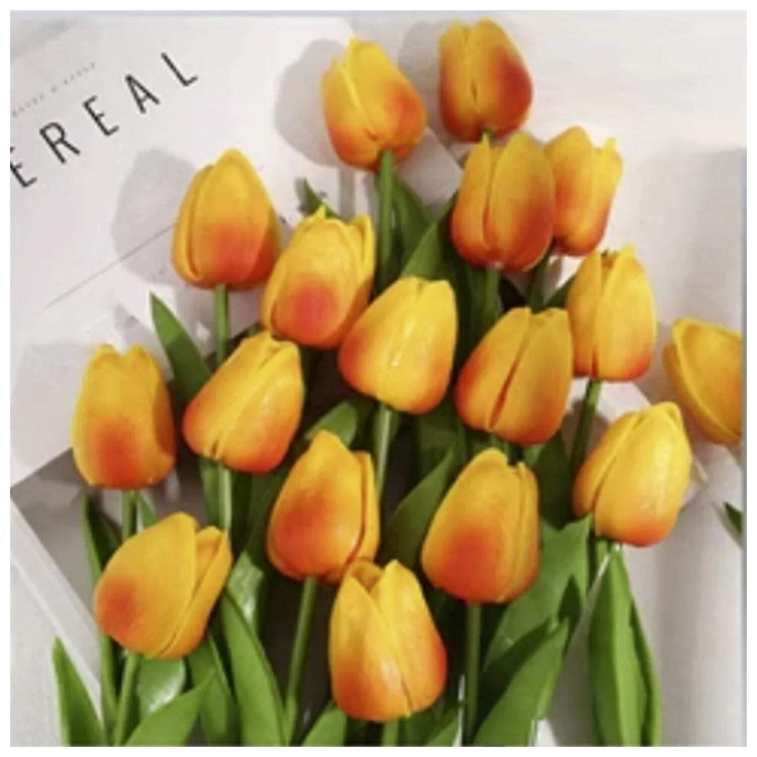 10x Artificial Tulips Flowers 35cm Stem Bouquet Fake Flower Bridal Decoration