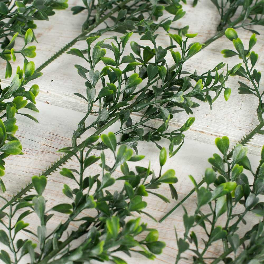 Package of 12 Traditional 8″ Weatherproof Artificial Boxwood Greenery Picks