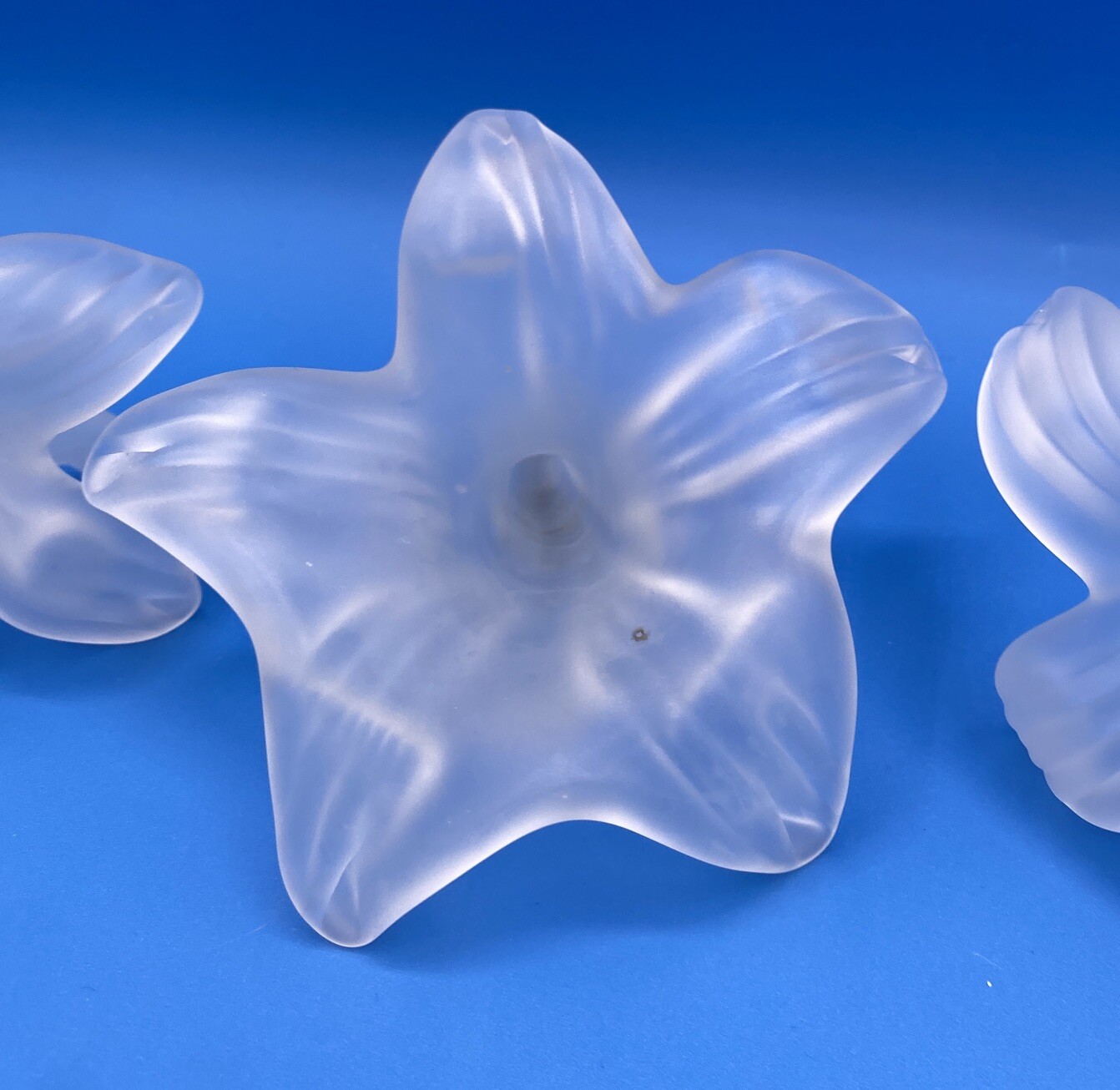 Frosted Glass Lily Flower Buds Tabletop Decoration White Set Of 3 Vintage