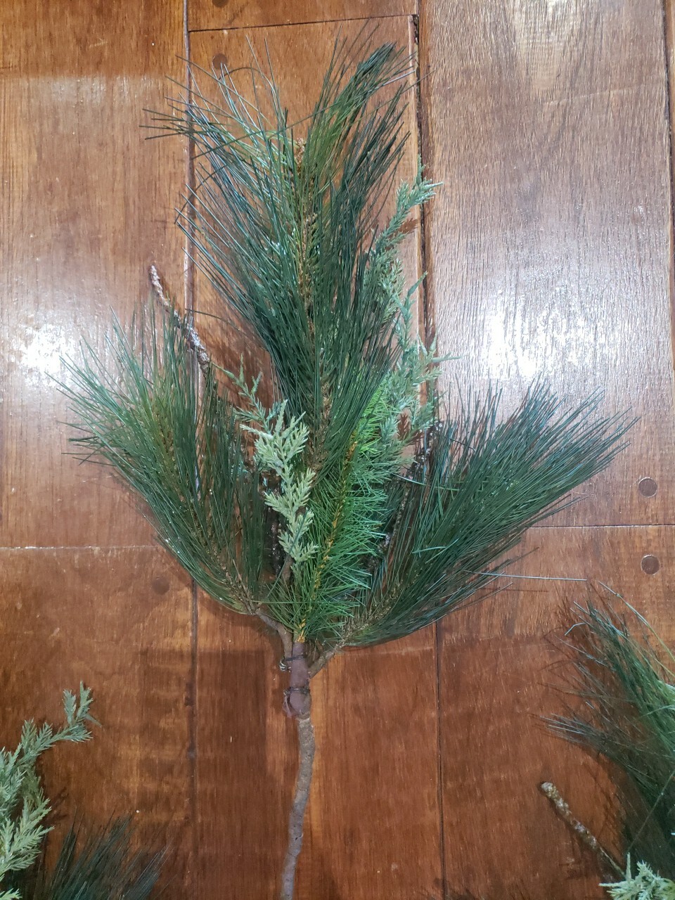 Lot Of 3 DESIGNER Realistic Mixed PINE CEDAR Filler Decor Branches 28″