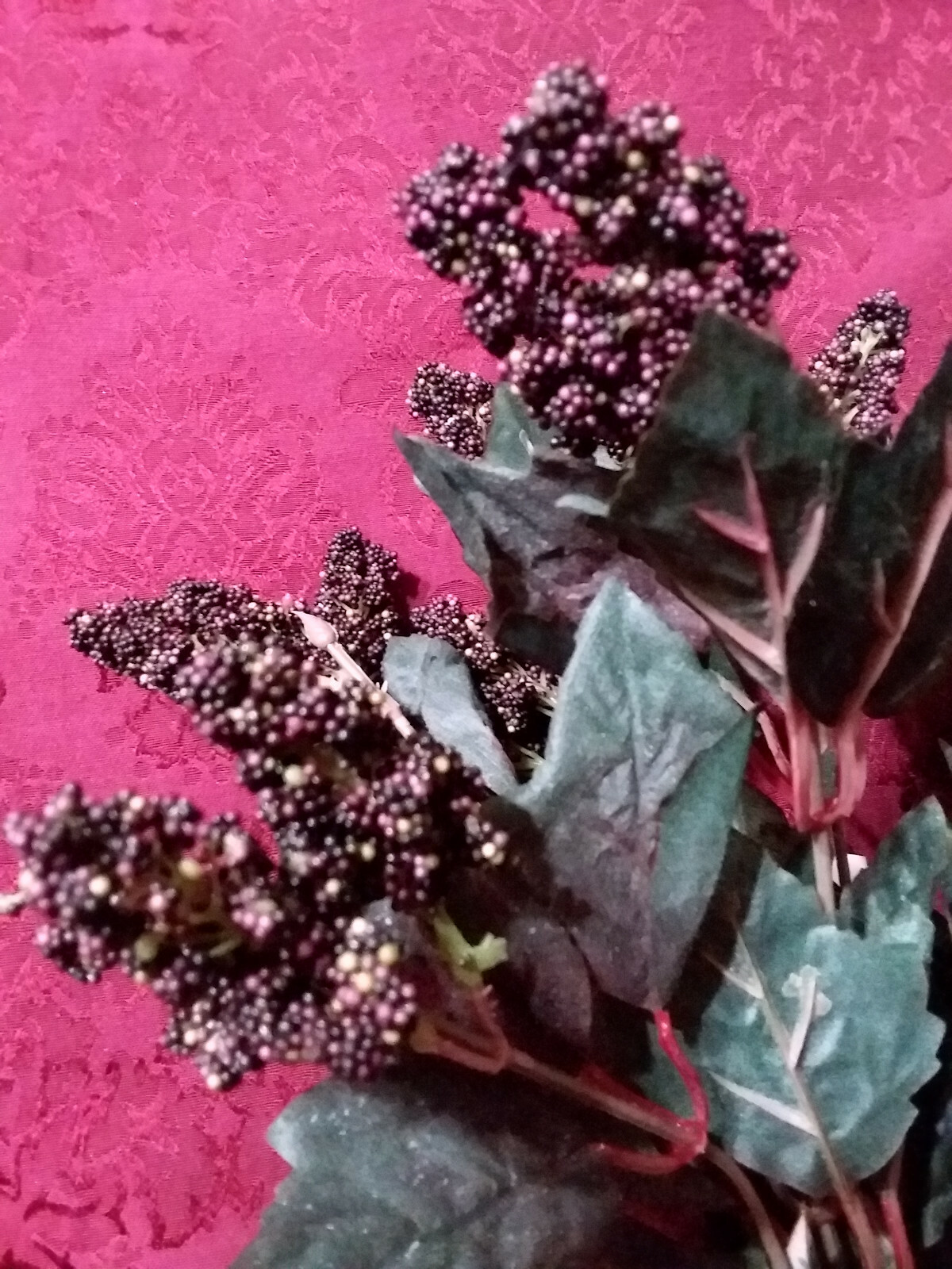 Home Interiors Dark Purple/ Mulberry Seed Cluster Bush /NEW/FREE SHIPPING