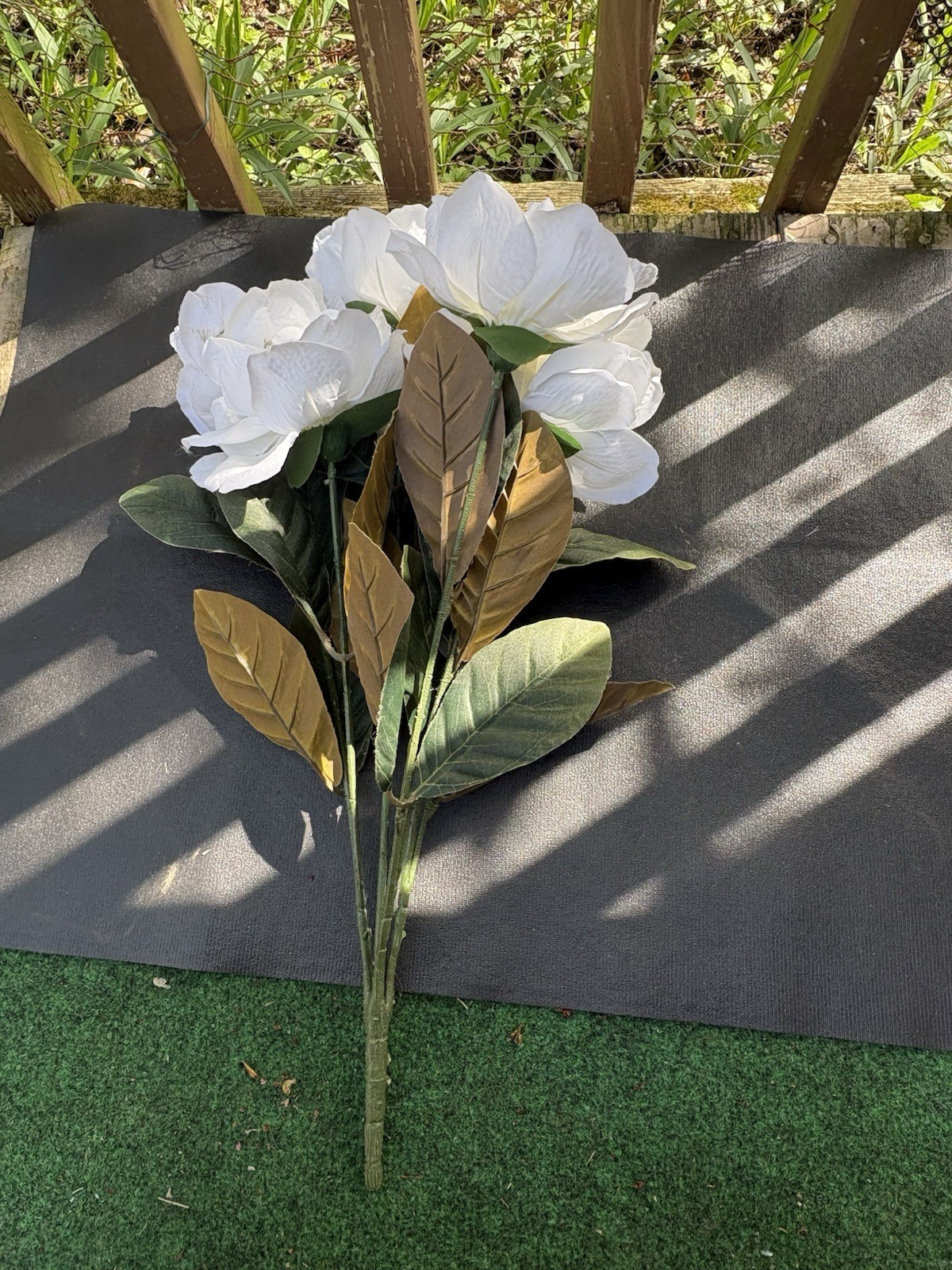 Set of 7 Artificial Magnolia Flowers 22” stem faux Real Touch Velvet Smooth
