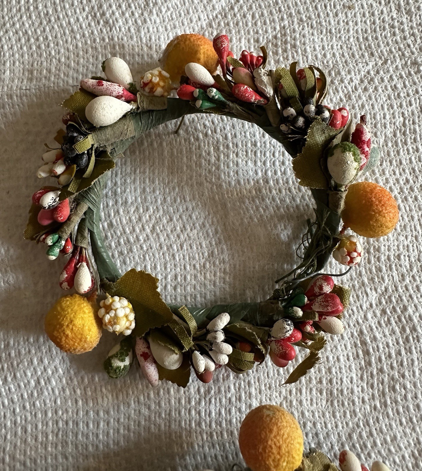 Pair Mini Small Vintage 4” Wreaths Wall Decor Artificial Fruit Berries Flowers