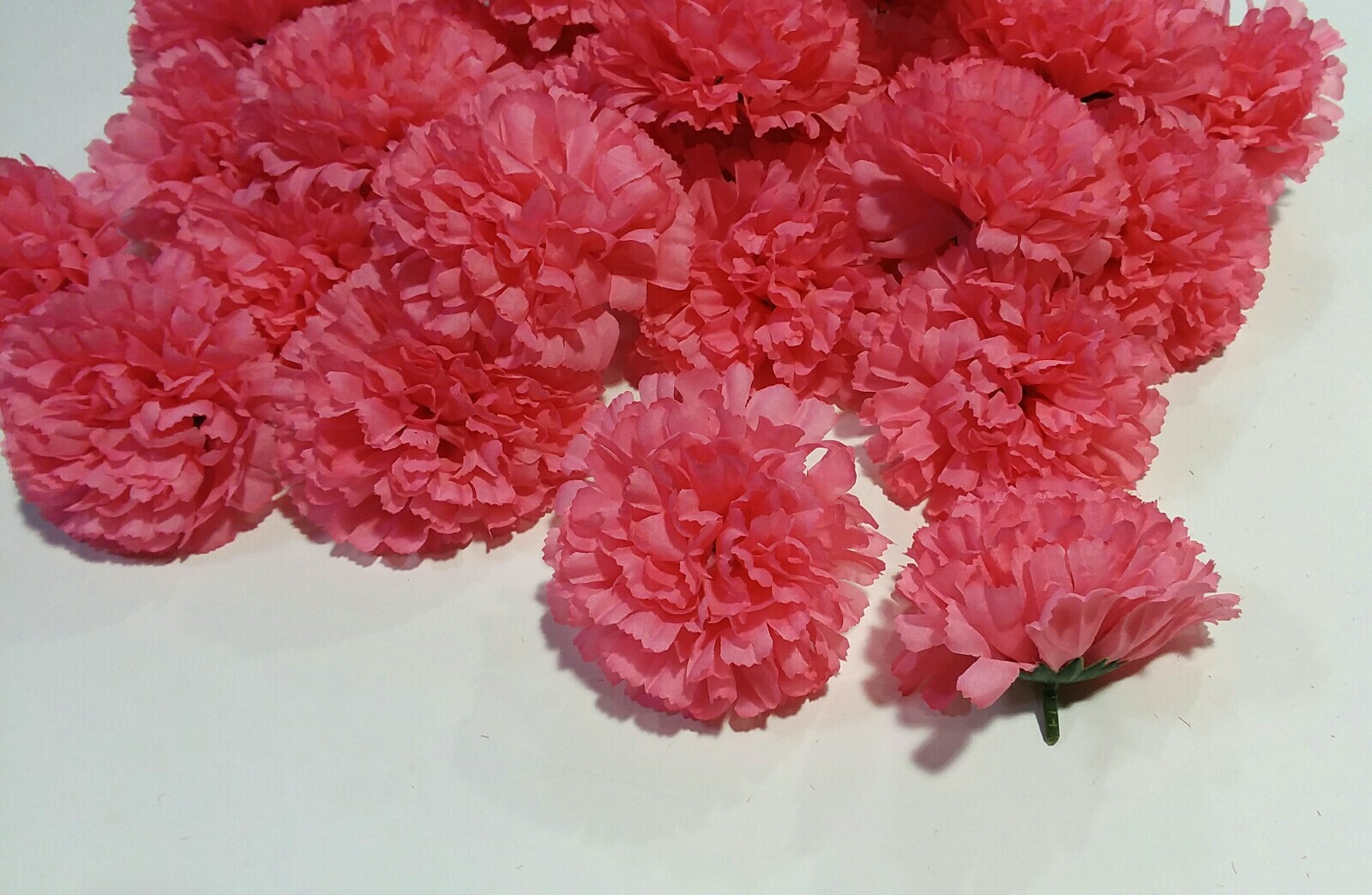 (14 pcs) Pink Carnation 3.5″ Blooms Silk Flower Home In/Outdoor Decor USA BP2145