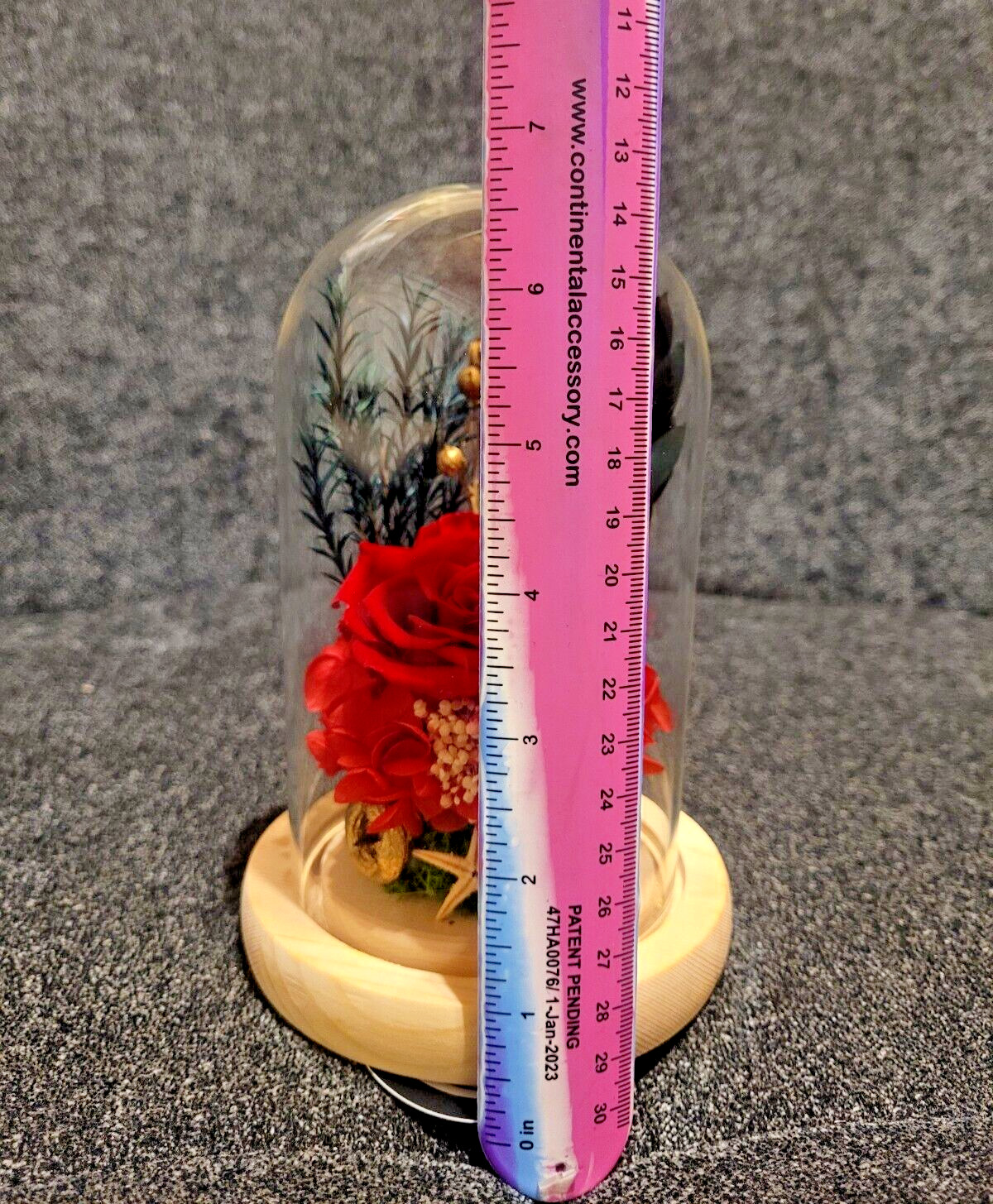 Flower Decoration Glass Cover Wooden Base Valentine’s Day Gift for Girlfriend’
