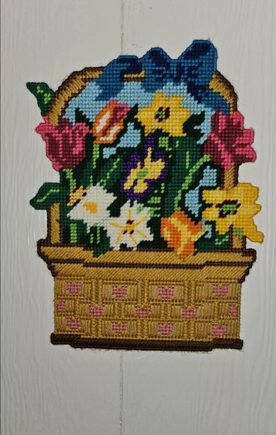 Plastic Canvas Wall Hanging Flowers/Basket Vintage Spring/Easter/Summer