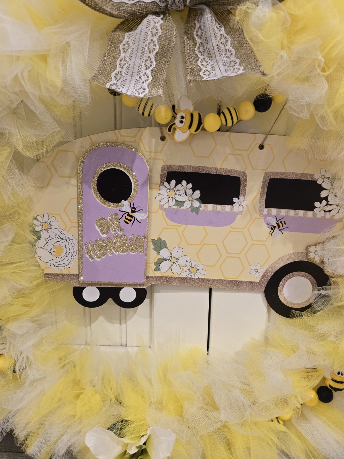 Handmade 20 In Tulle Spring/Summer Yellow & White 🐝🦋 Wreath:Oh Honey Camper