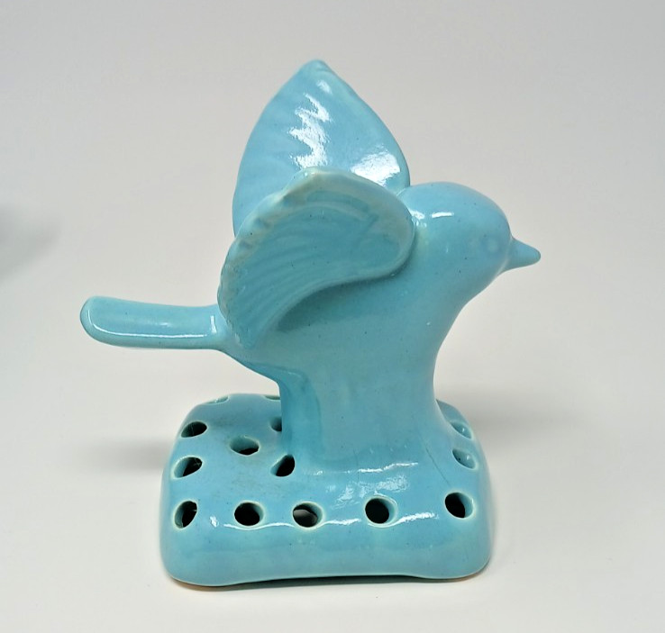 Vintage Camark Pottery Blue Leaf Console Bowl with Blue Bird Flower Frog MINT