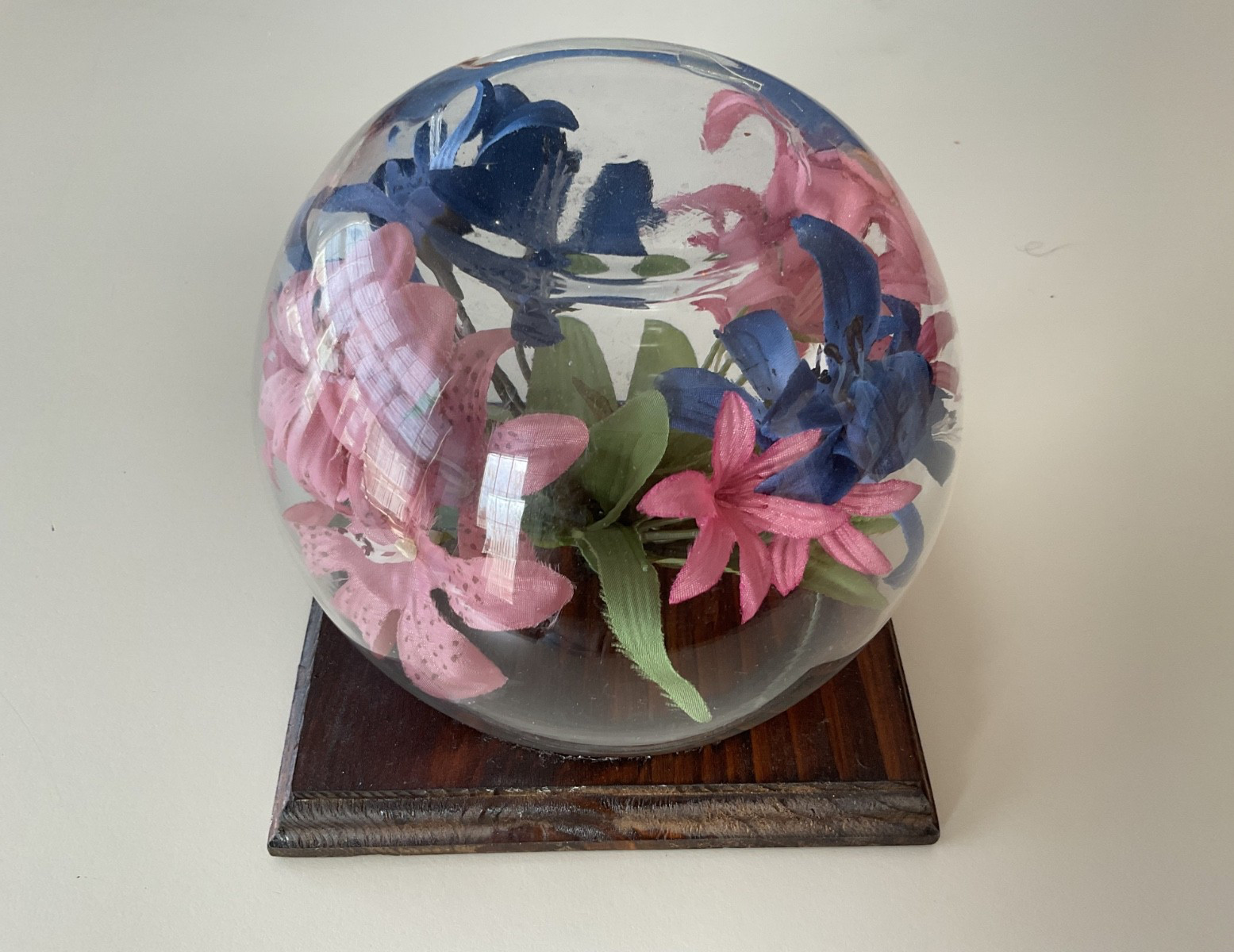 Faux Flowers Clear Dome Cover Wood Base Centerpiece Decor Blue/Pink Floral