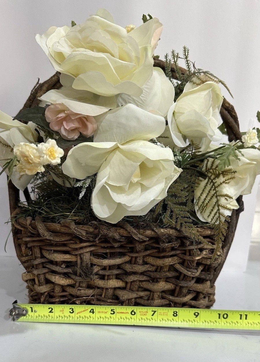 VTG Flower arrangement Rustic Twig Vine Handmade Basket Whimsical Centerpiece