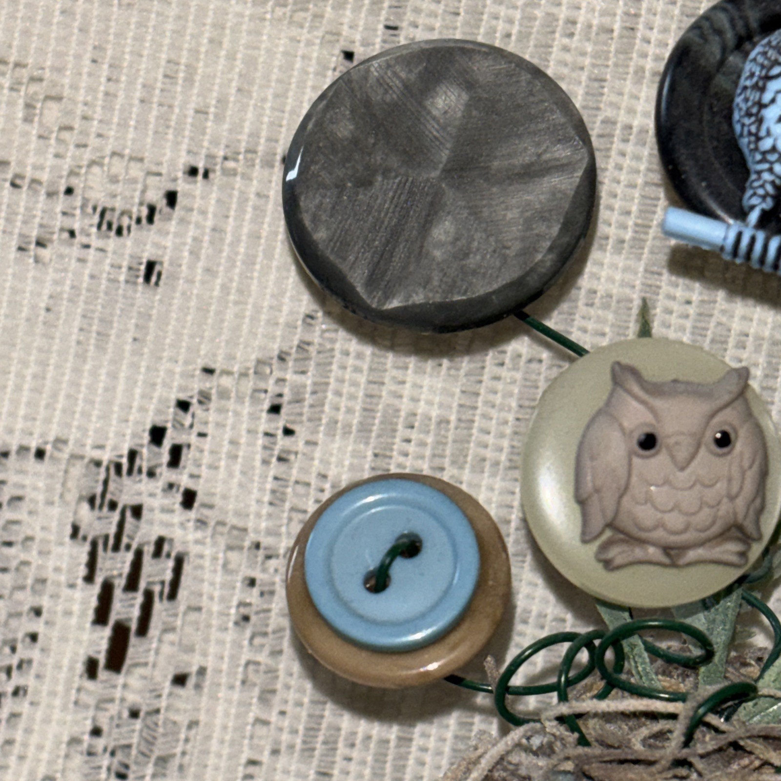 Handmade Button Bouquet Mini Ceramic Owl Vase Home Decor