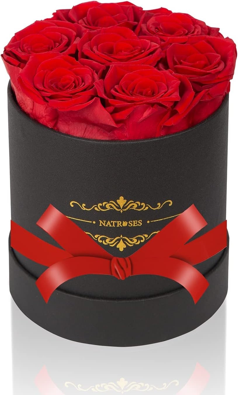 Elegant 7 Piece Preserved Roses Gift Box – Timeless Romance for Any Occasion