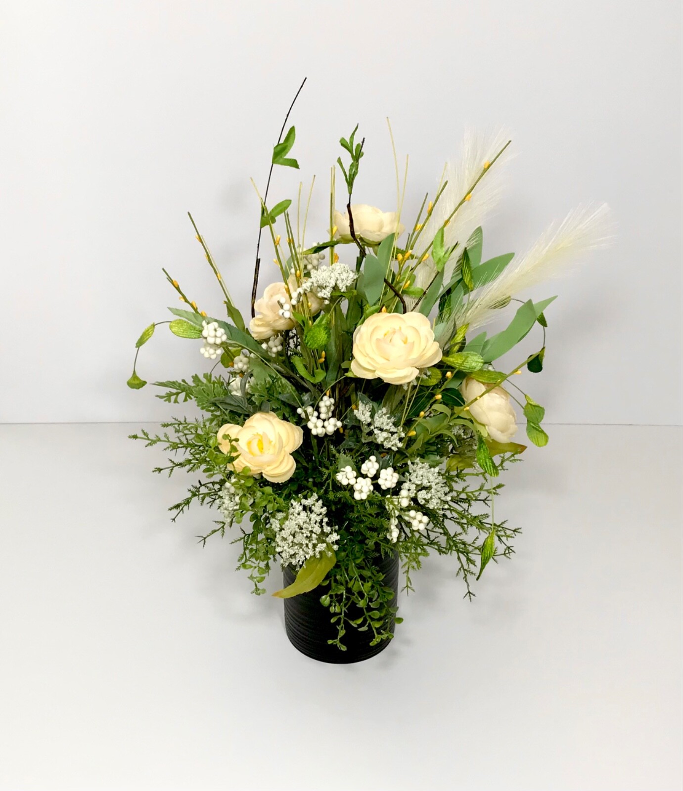 YELLOW RANUNCULUS FLORAL GREENERY ARRANGEMENT CONTEMPORARY CENTERPIECE GIFT NEW