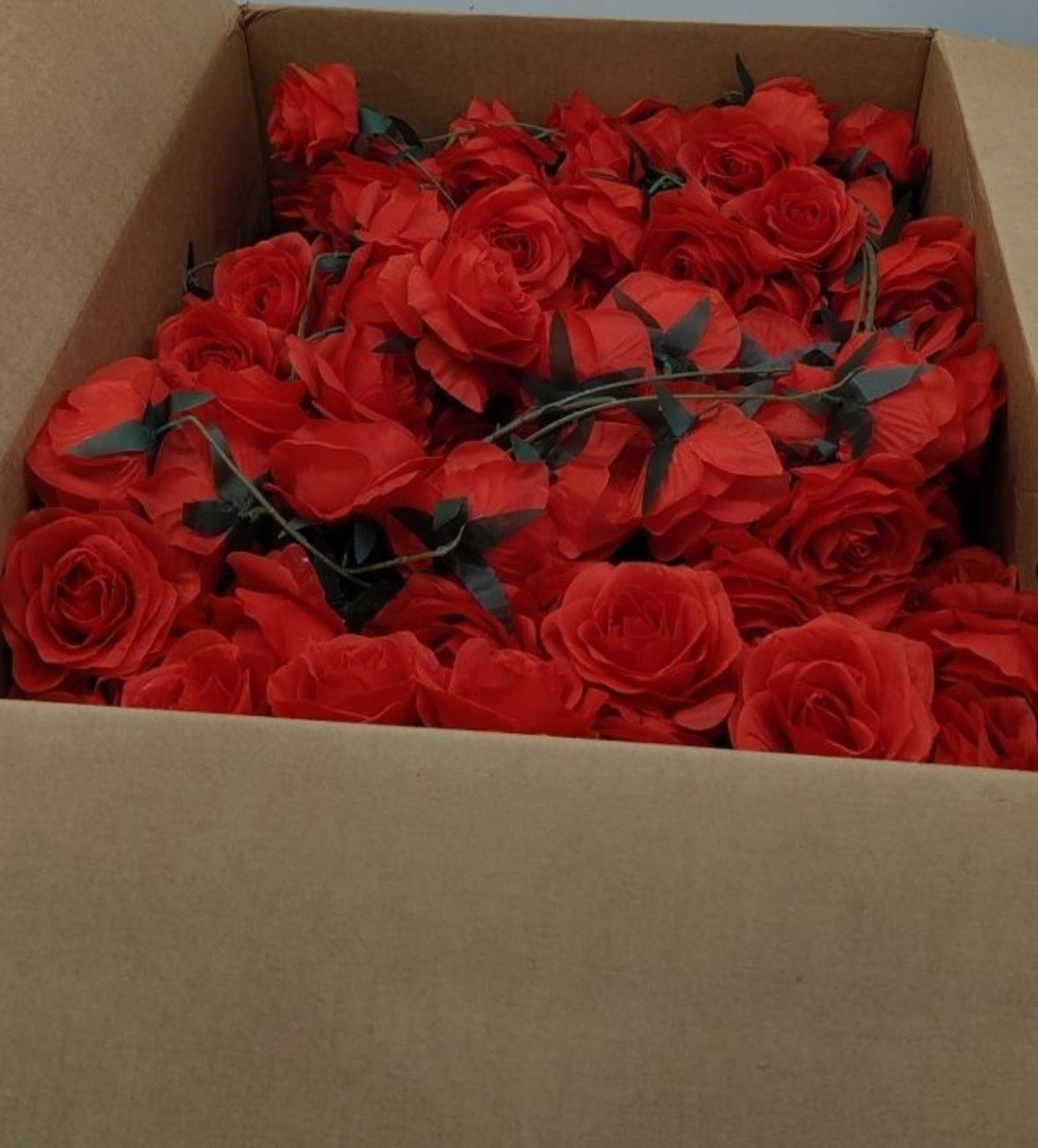 Daifunli 4PCS Red Artificial Rose Vine Garland Wedding Party Decor
