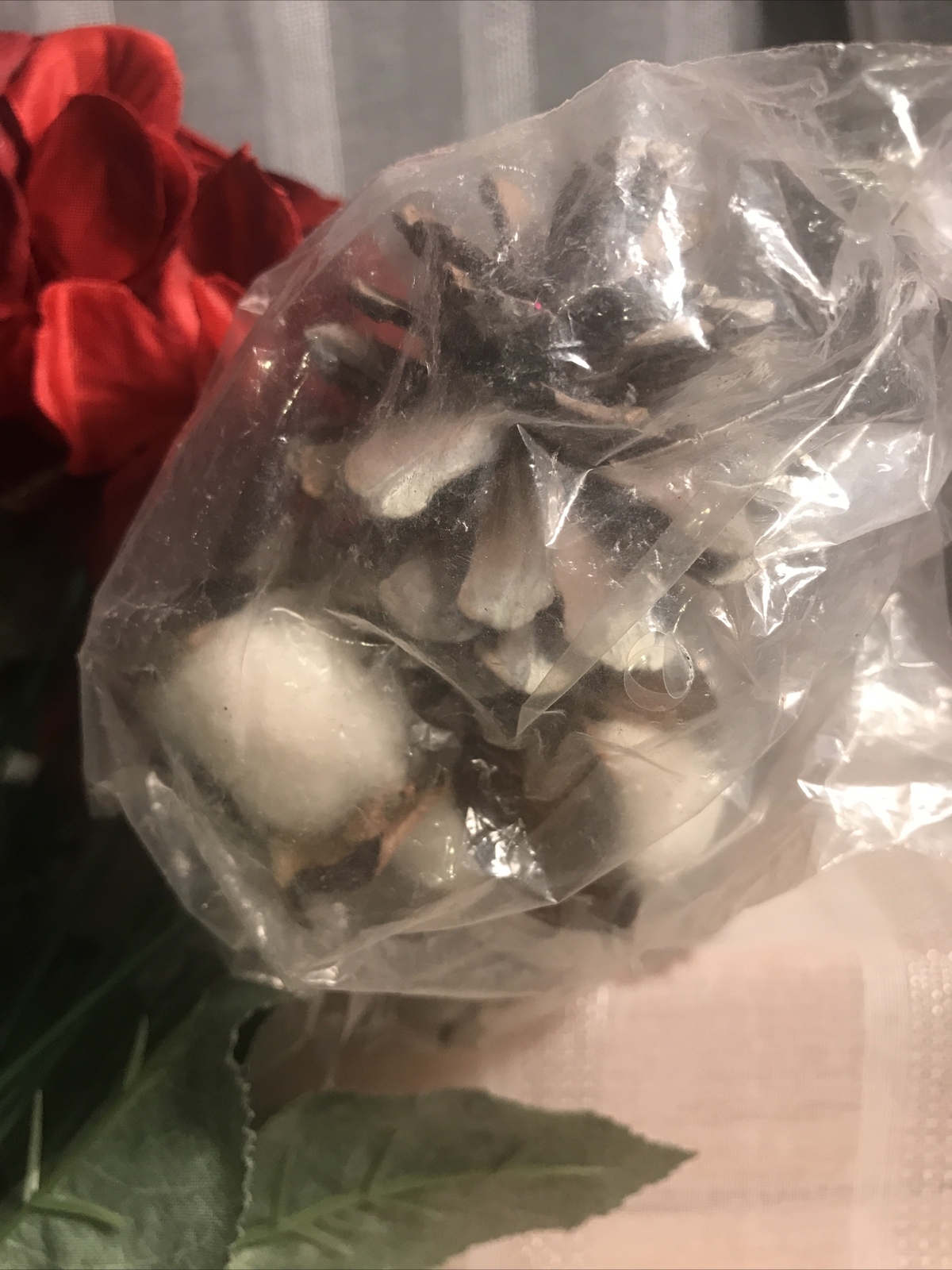 Winter Christmas Rose Cotton Pinecone Bouquet Faux Flower NWT Floral Stem Decor
