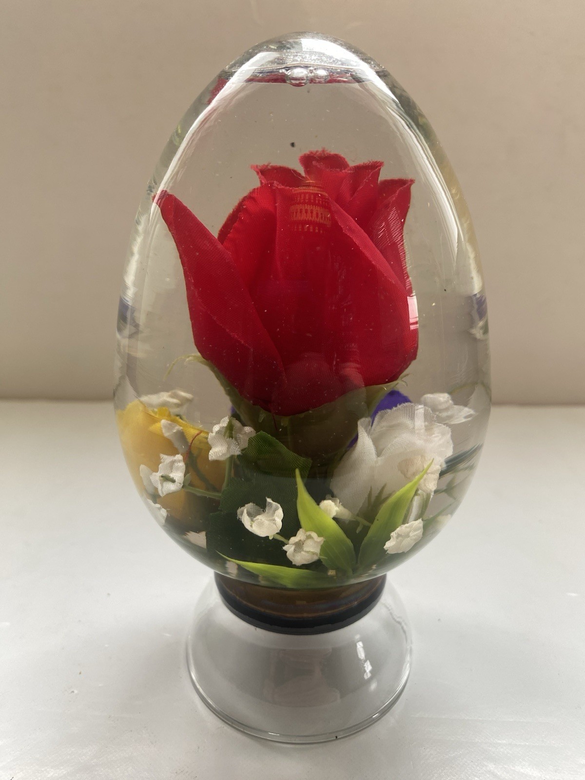Novelty Decorative Buttplug Shaped Red Rose Flowers Clear Liquid Paperweight