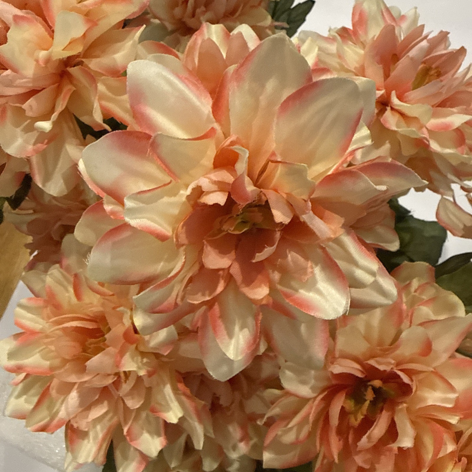 4 Ashland Spring Bushes Dahlia Bunches Cream Pink/Peach Artificial Flowers 18”